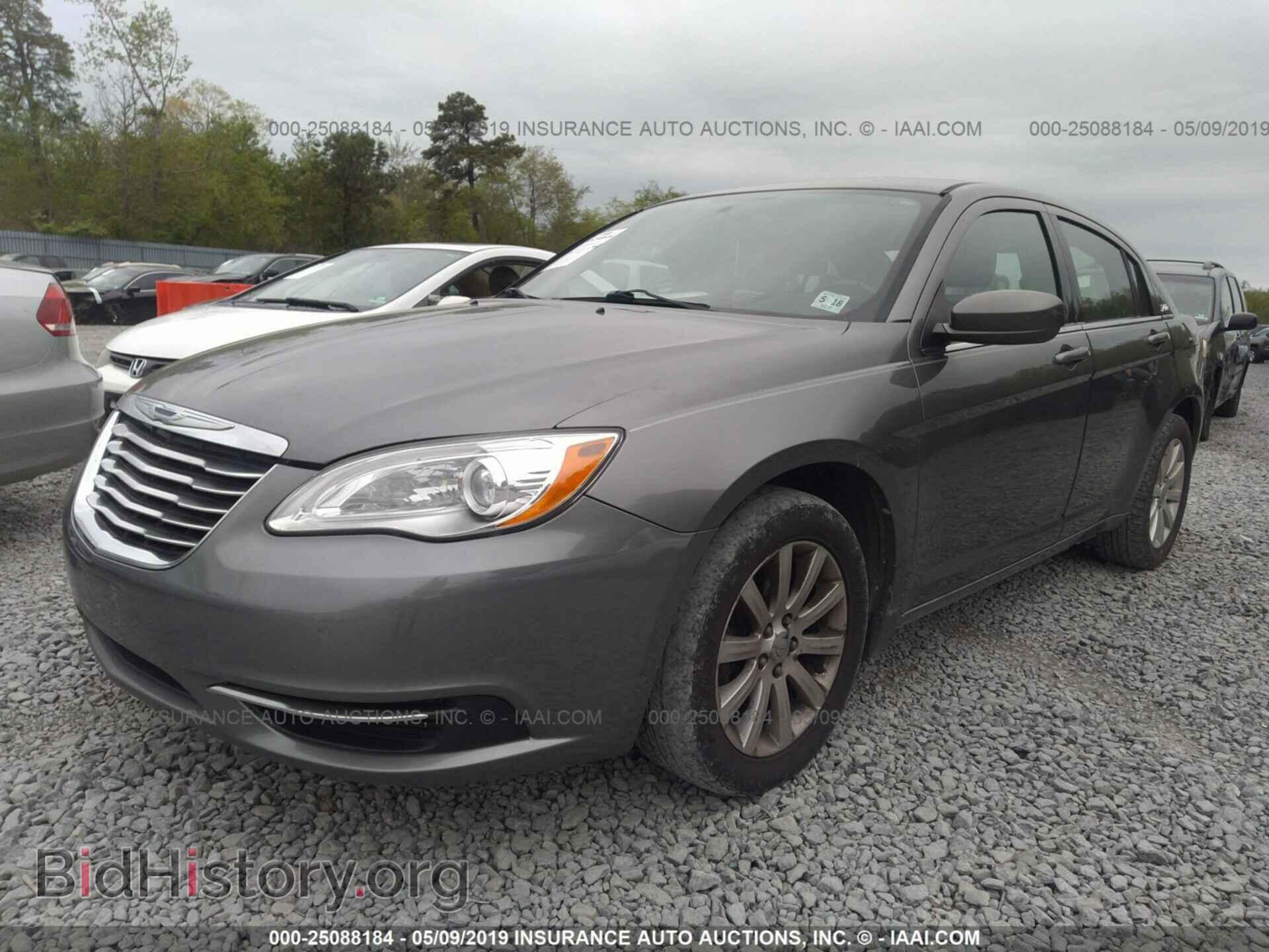2013 CHRYSLER 200 - VIN: 1C3CCBBB6DN500921 - Photo 2