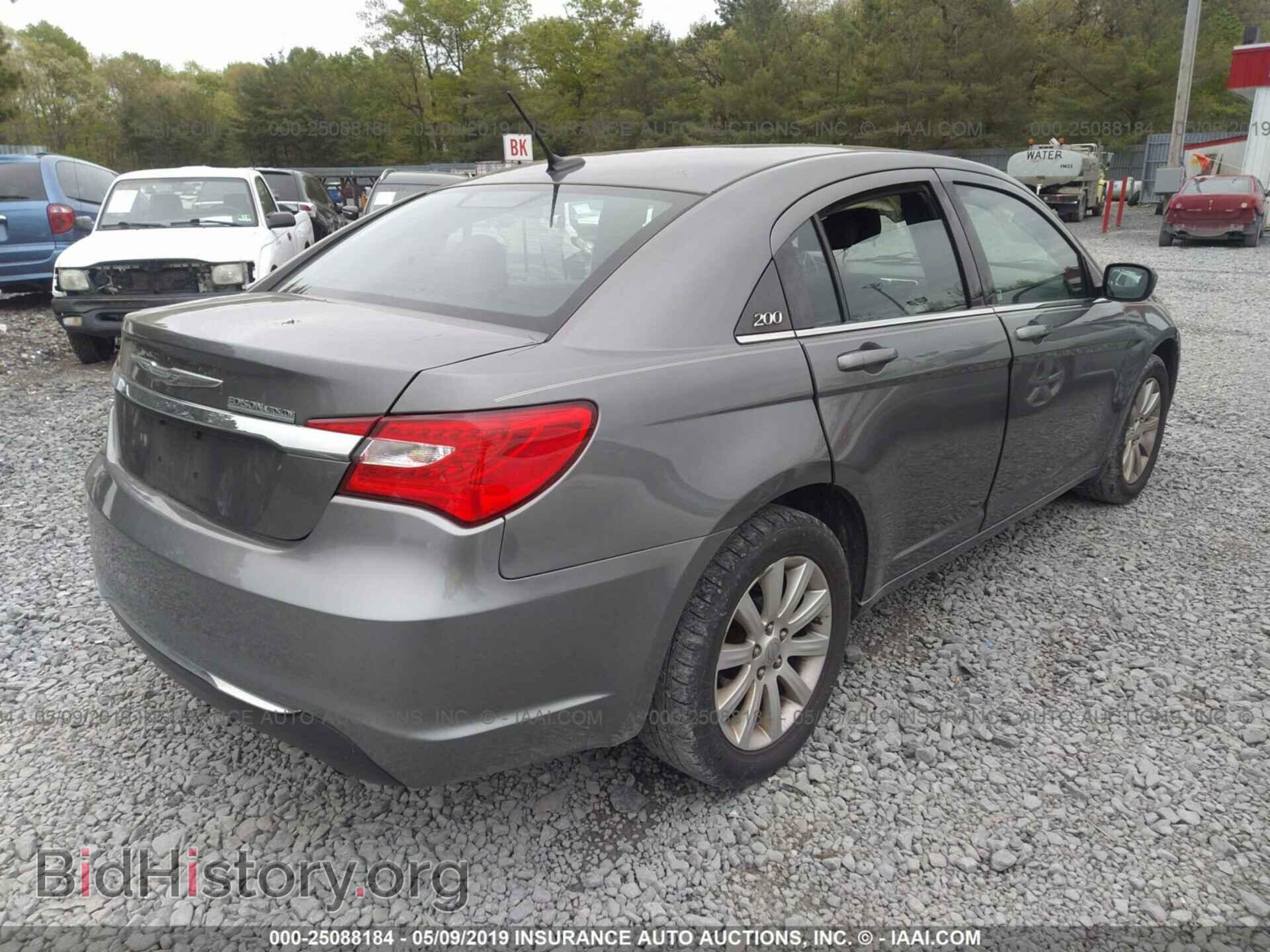 2013 CHRYSLER 200 - VIN: 1C3CCBBB6DN500921 - Photo 4