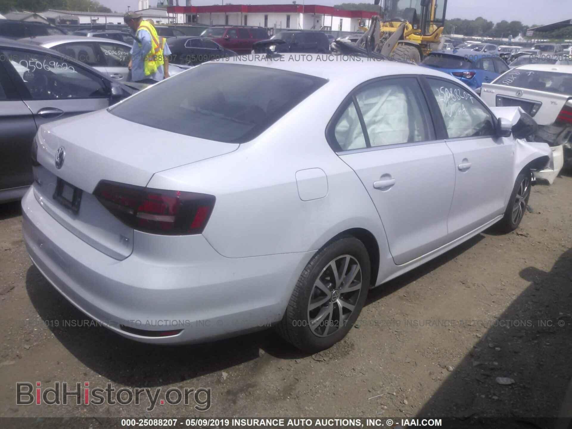 2017 VOLKSWAGEN JETTA - VIN: 3VWDB7AJ2HM312015 - Фото 4