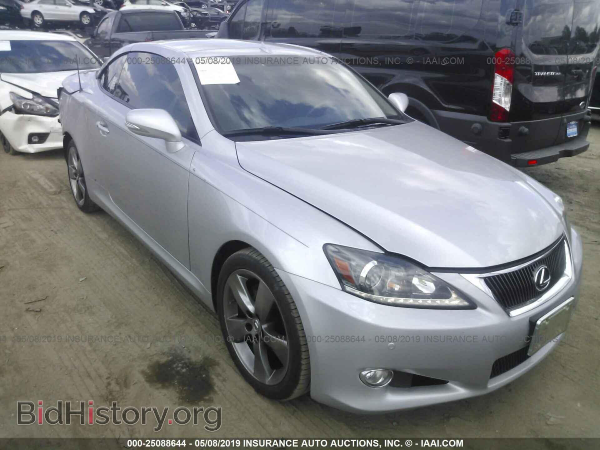 Фотография JTHFF2C2XB2521203 - LEXUS IS 2011