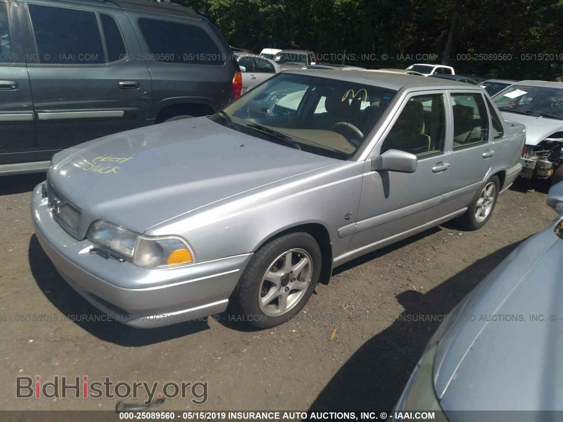 2000 VOLVO S70 - VIN: YV1LS61J2Y2665249 - Фото 2