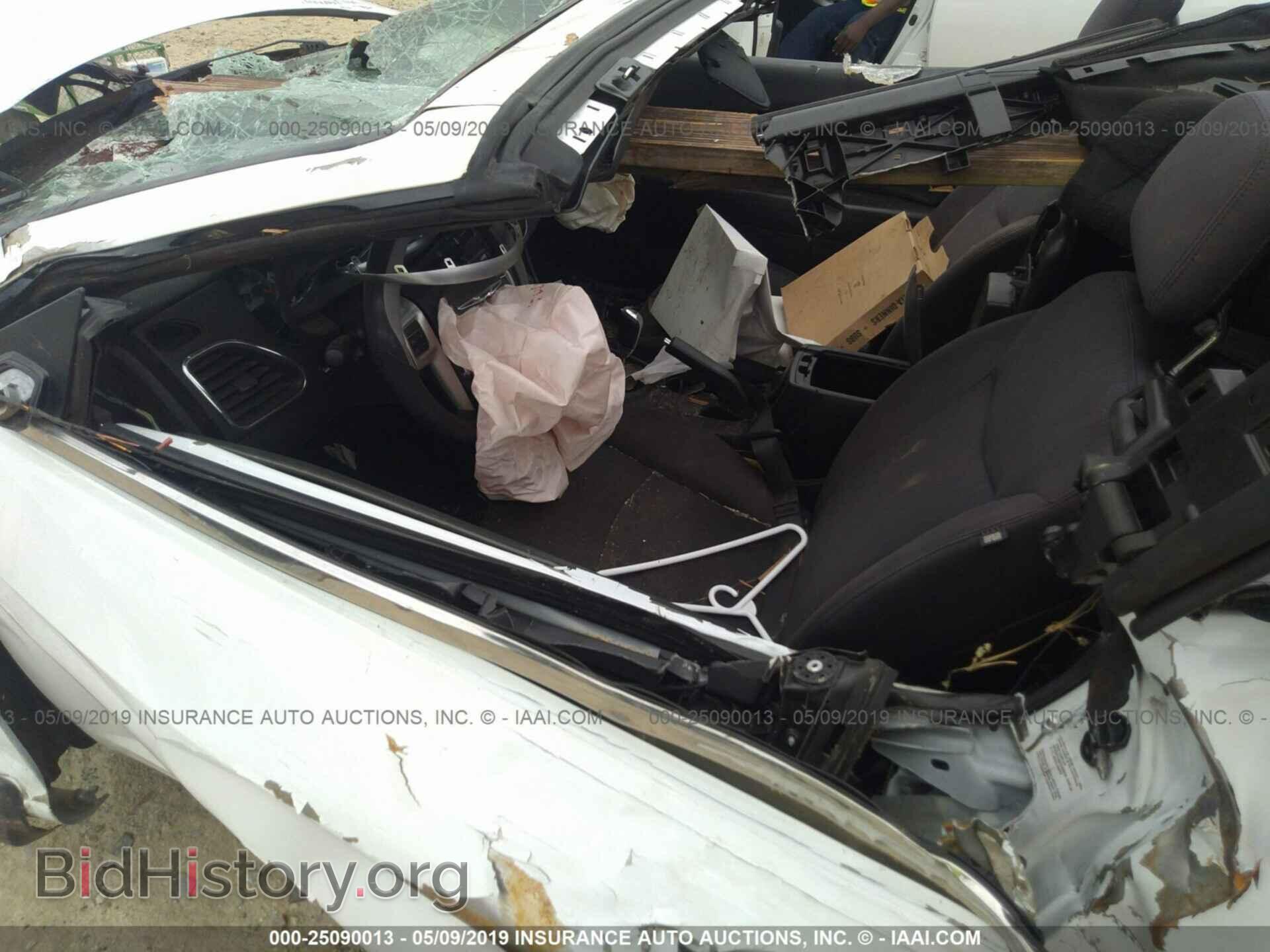 2012 CHRYSLER 200 - VIN: 1C3BCBEB7CN218504 - Фото 8