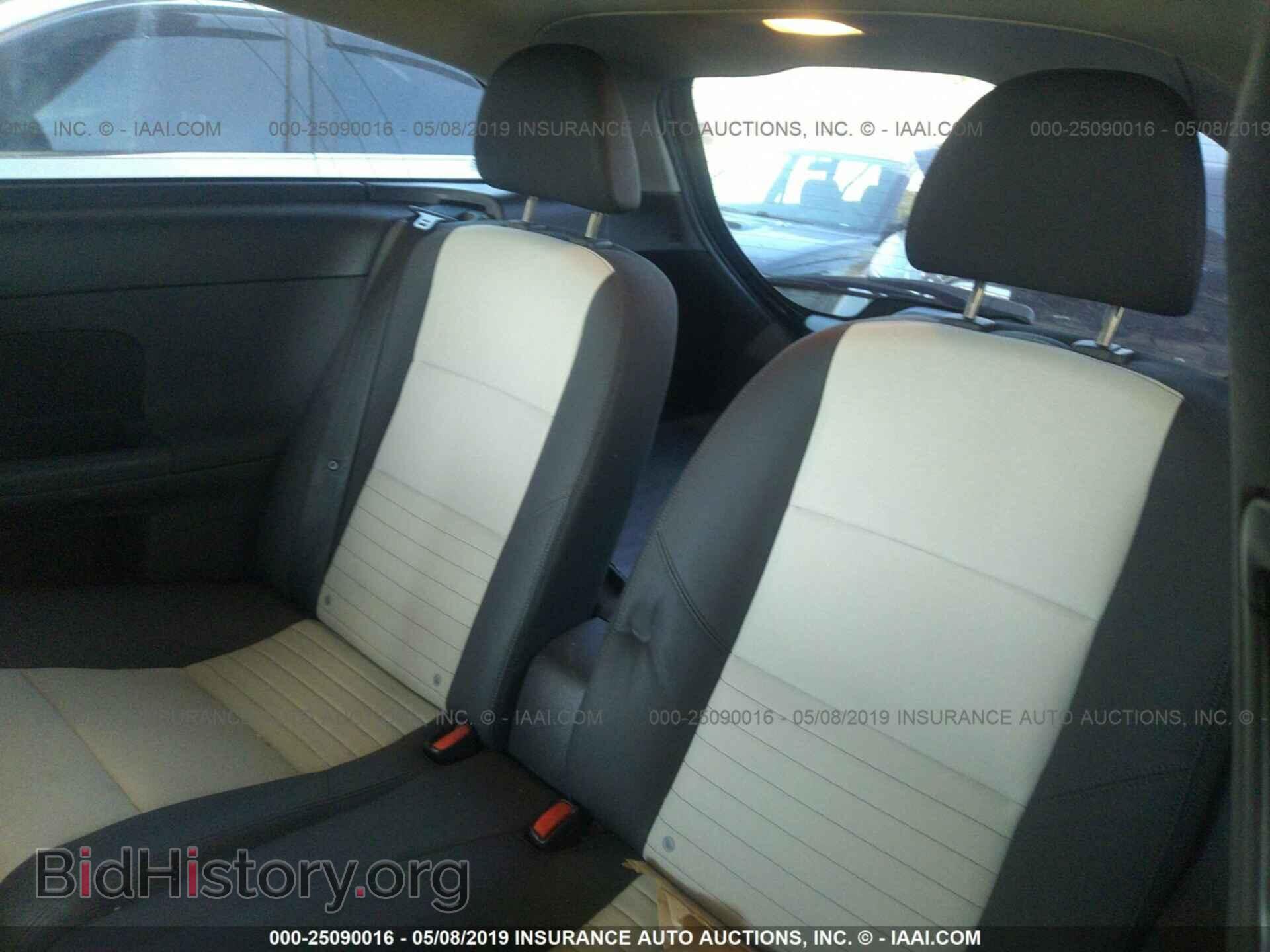 2011 VOLVO C30 - VIN: YV1672MK9B2233938 - Фото 8