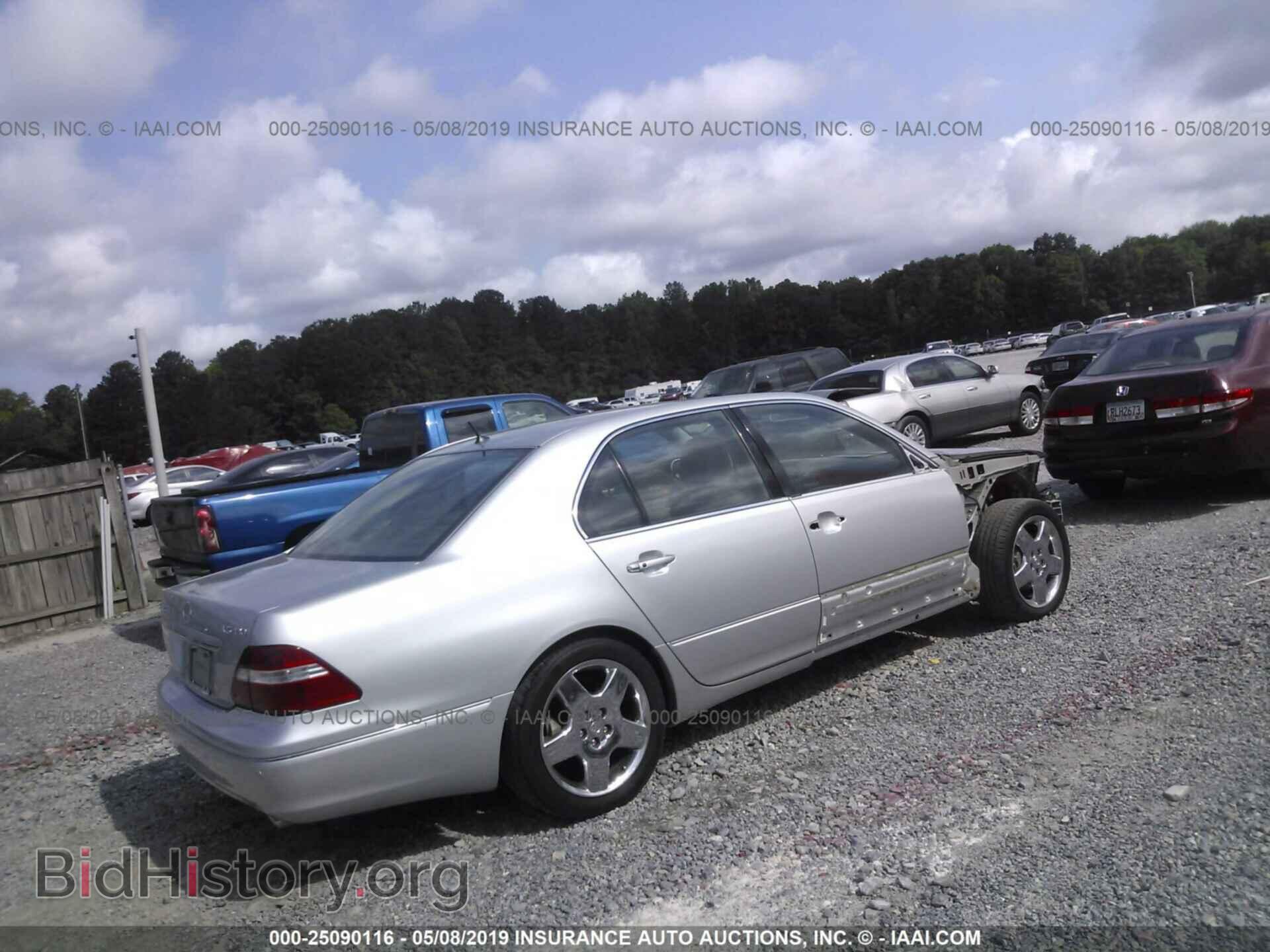 2005 LEXUS LS - VIN: JTHBN36FX55020109 - Photo 4