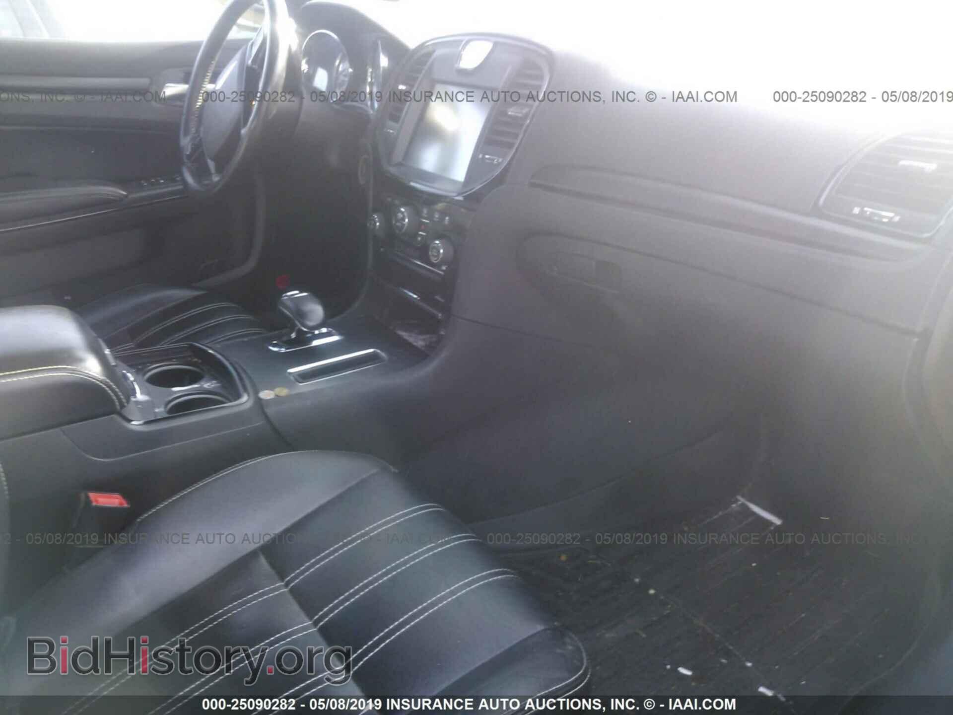 2012 CHRYSLER 300 - VIN: 2C3CCABG1CH252817 - Photo 5