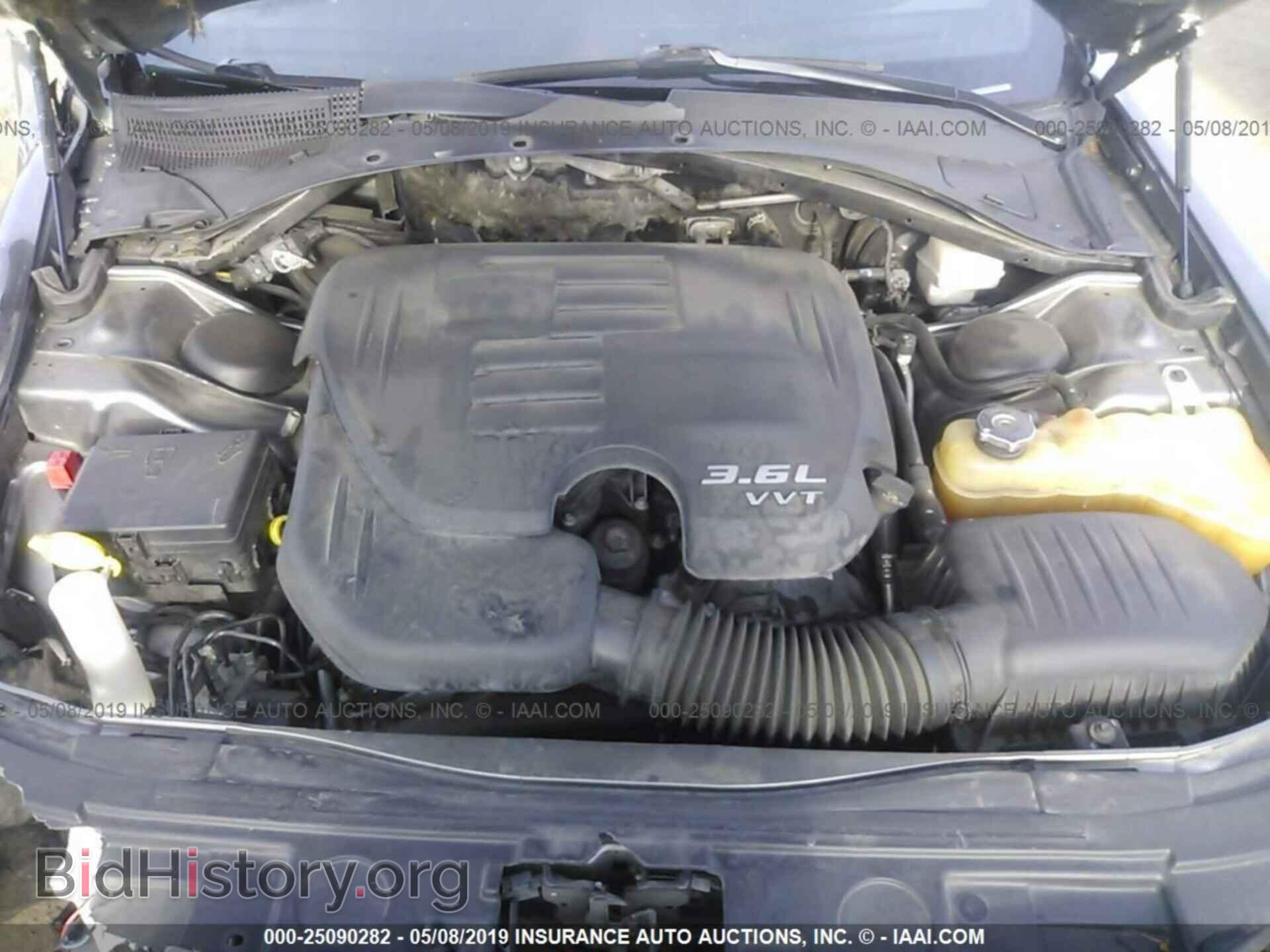 2012 CHRYSLER 300 - VIN: 2C3CCABG1CH252817 - Photo 10
