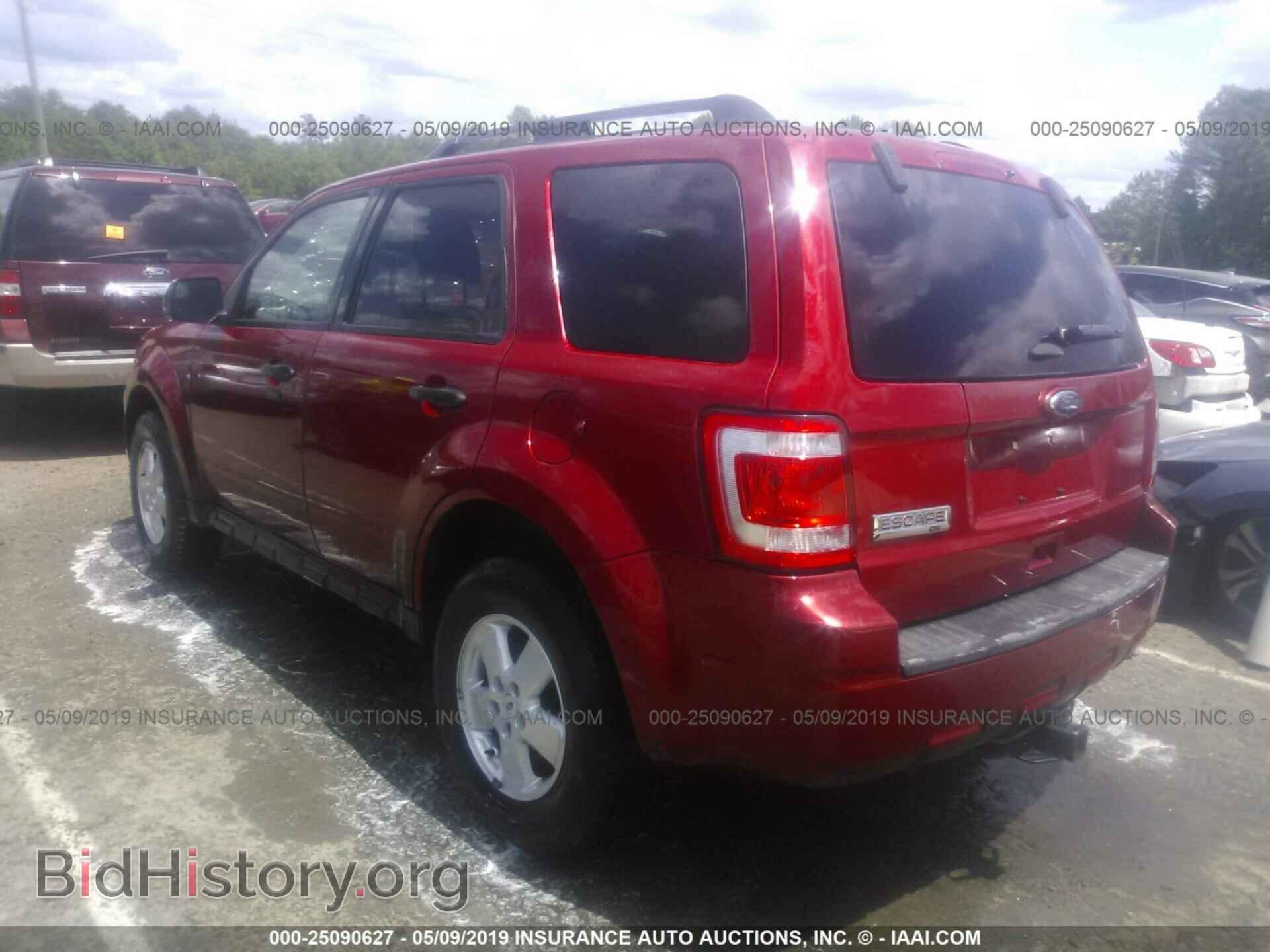 2011 FORD ESCAPE - VIN: 1FMCU9D79BKC38445 - Фото 3
