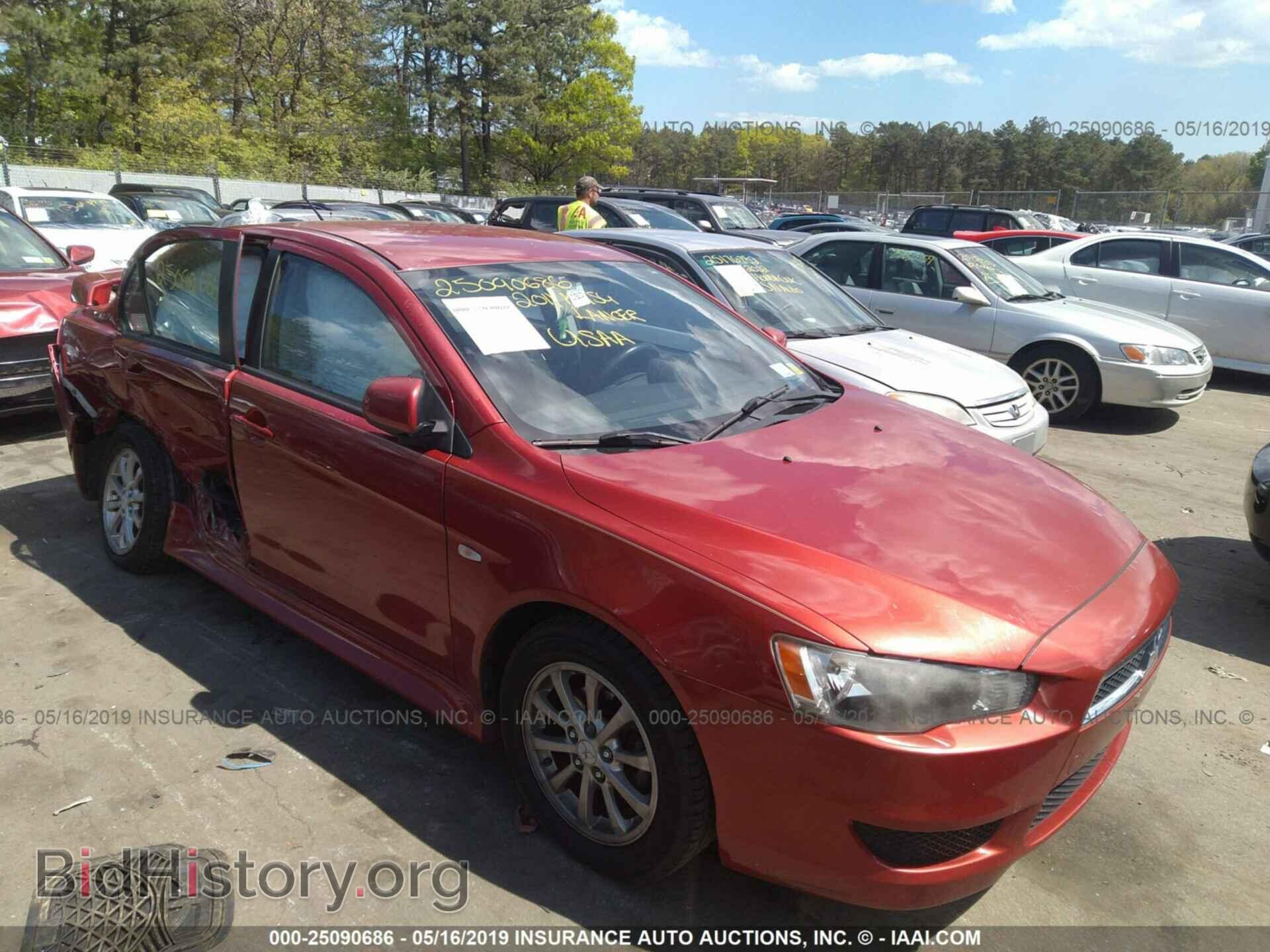 Photo JA32U2FU3BU019137 - MITSUBISHI LANCER 2011
