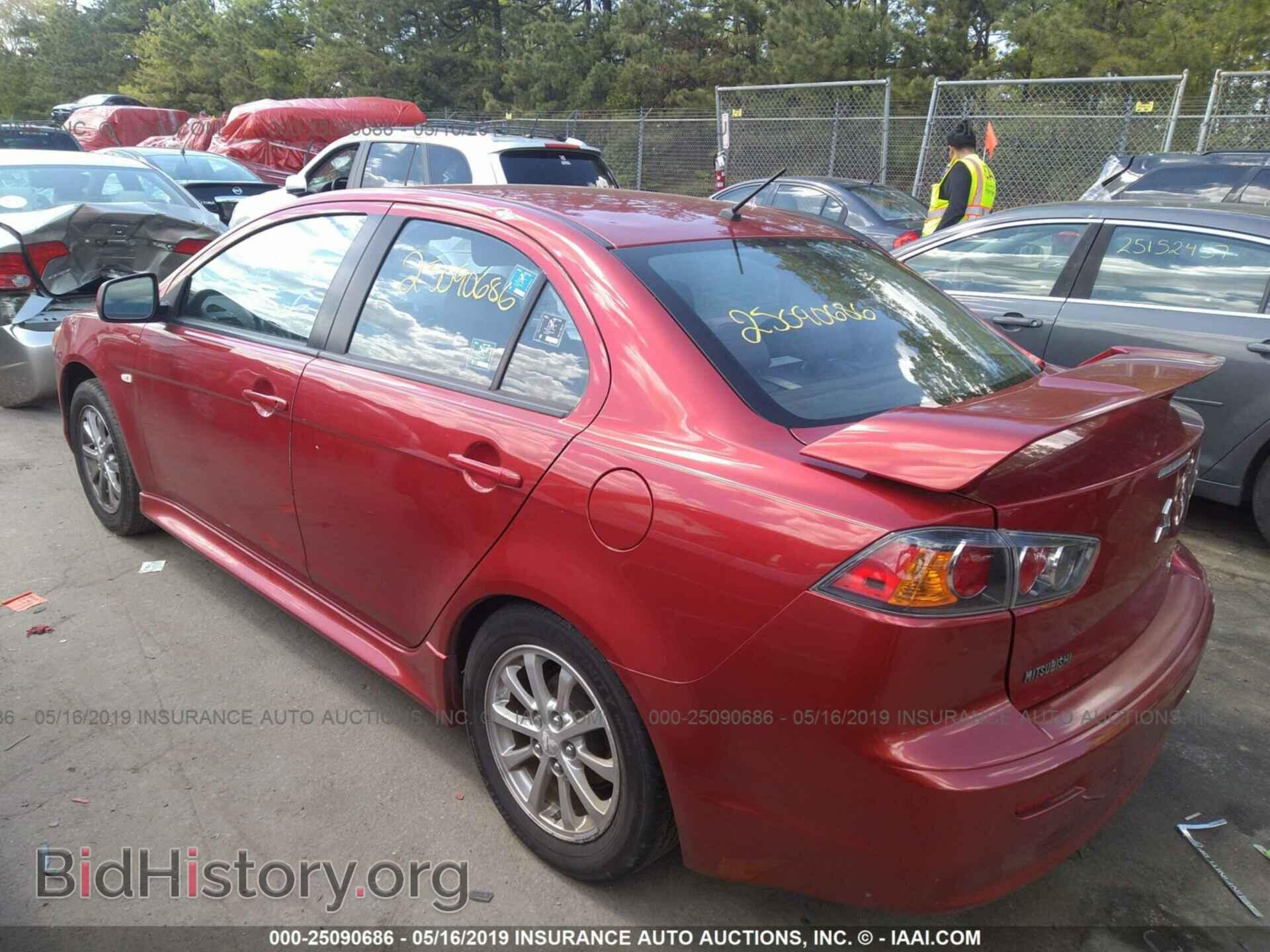 2011 MITSUBISHI LANCER - VIN: JA32U2FU3BU019137 - Фото 3