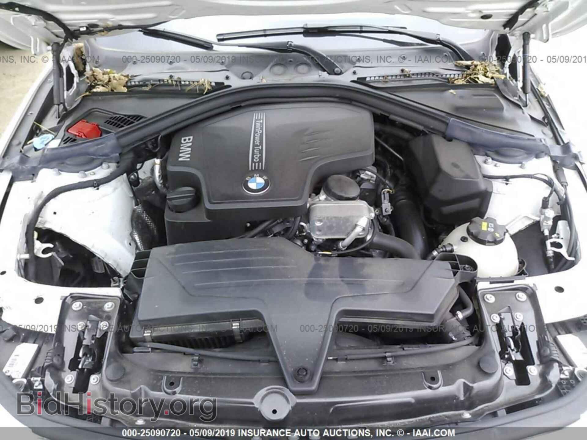 2018 BMW 320 - VIN: WBA8E5G51JNV01774 - Photo 10