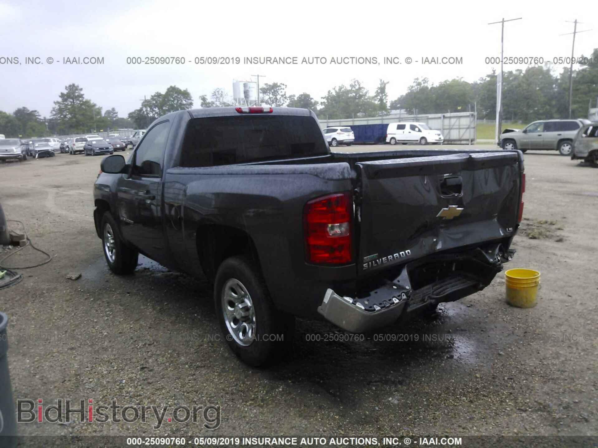 2010 CHEVROLET SILVERADO - VIN: 1GCPCPEA2AZ266021 - Фото 3