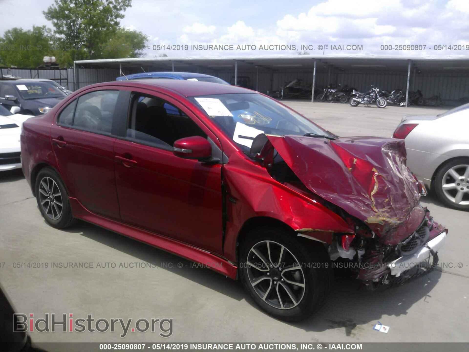 Photo JA32U2FU7HU005881 - MITSUBISHI LANCER 2017