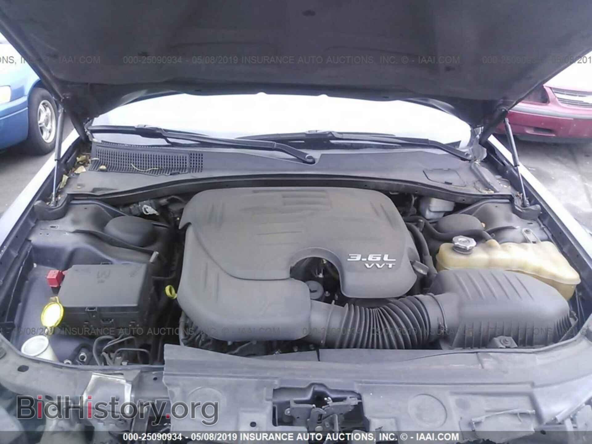 2012 CHRYSLER 300 - VIN: 2C3CCAAG3CH166068 - Photo 10