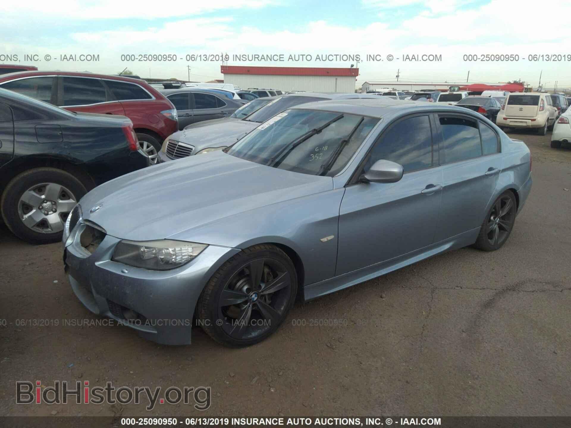 2009 BMW 335 - VIN: WBAPM73559A366320 - Фото 2