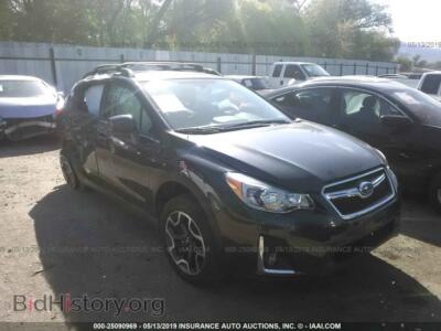 2017 Subaru CROSSTREK Premium, серый — VIN JF2GPADC4H8267953, IAAI