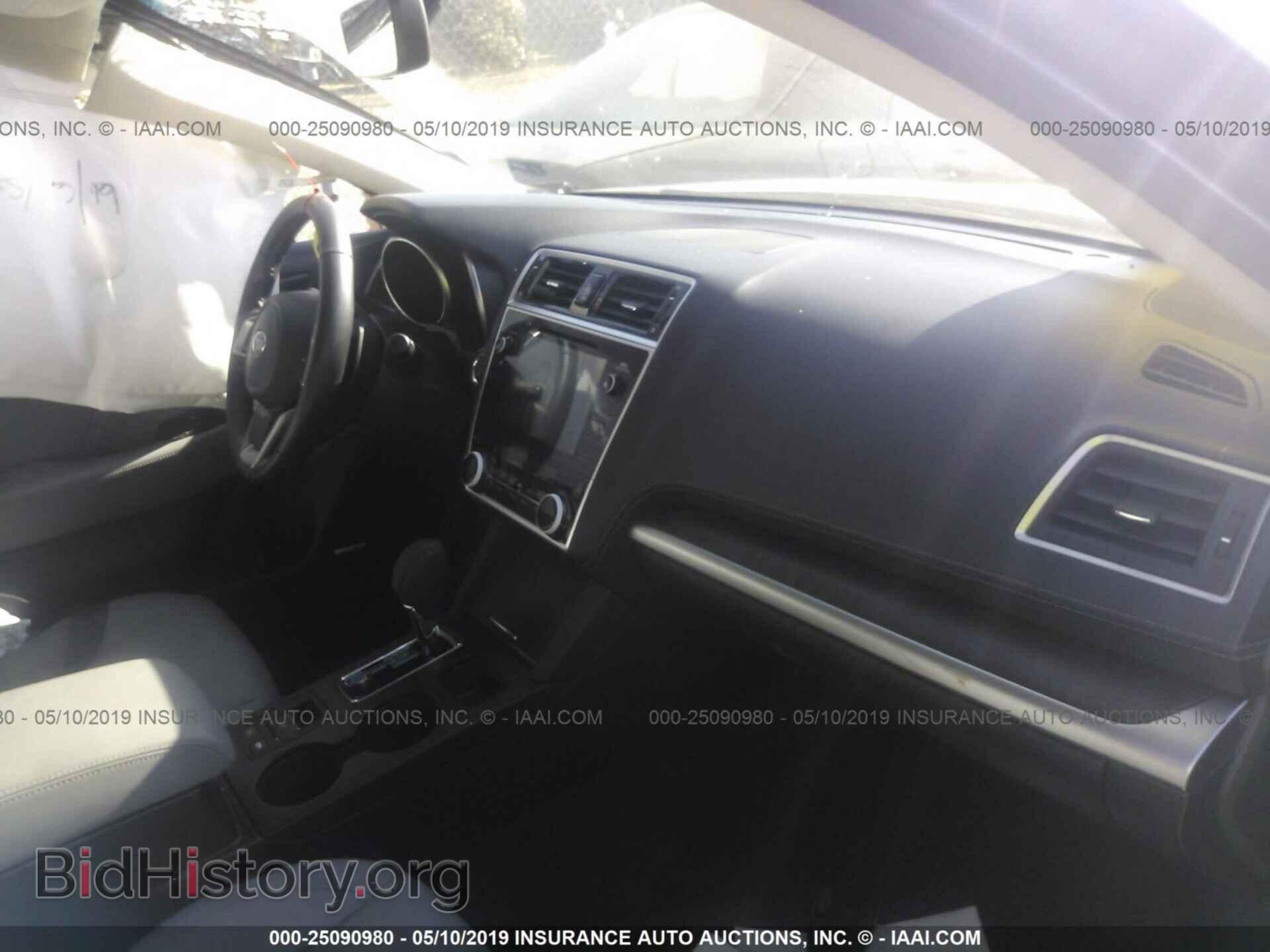 2018 SUBARU OUTBACK - VIN: 4S4BSANC5J3340641 - Фото 5