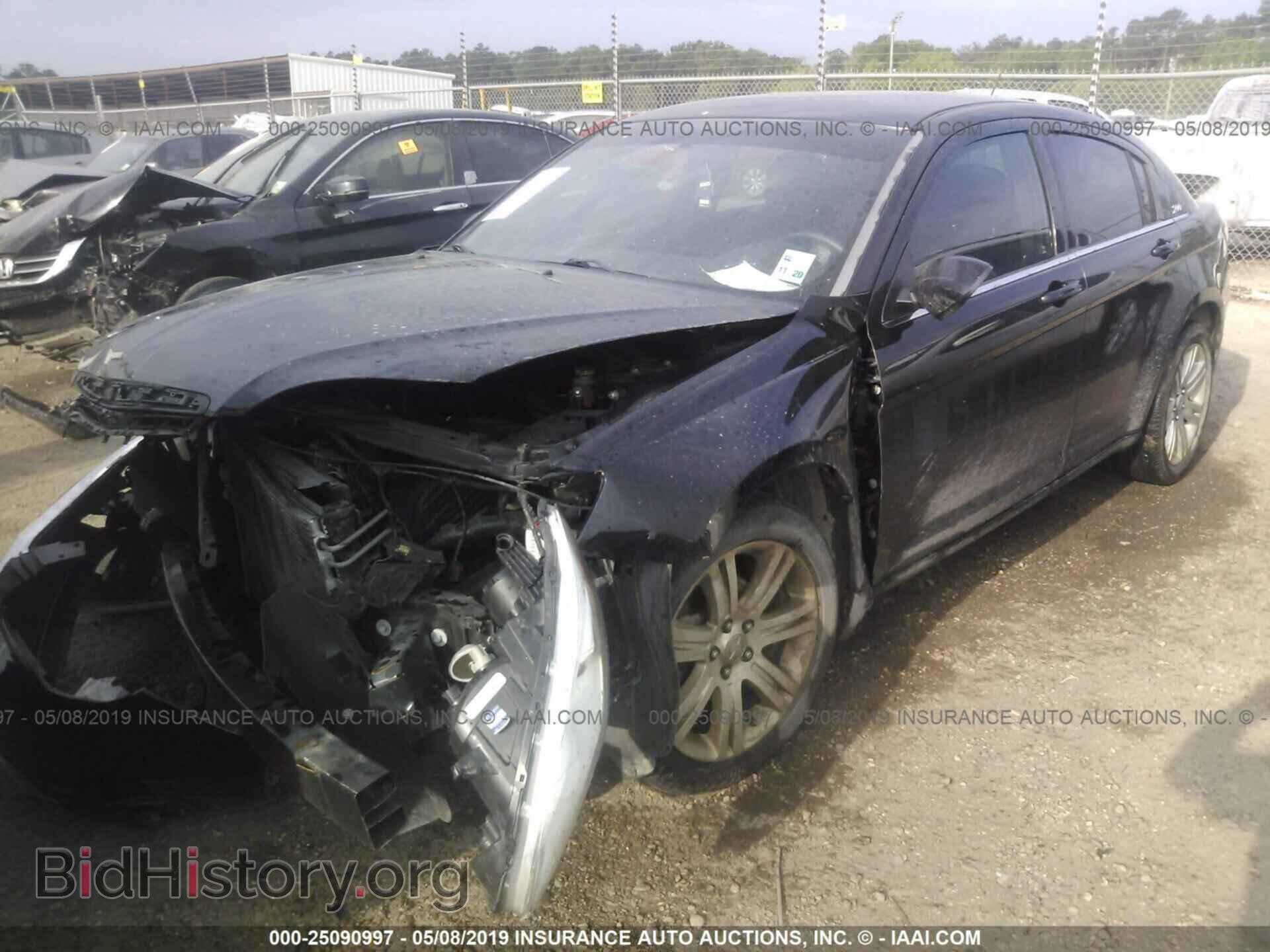 2012 CHRYSLER 200 - VIN: 1C3CCBBB5CN189576 - Фото 2