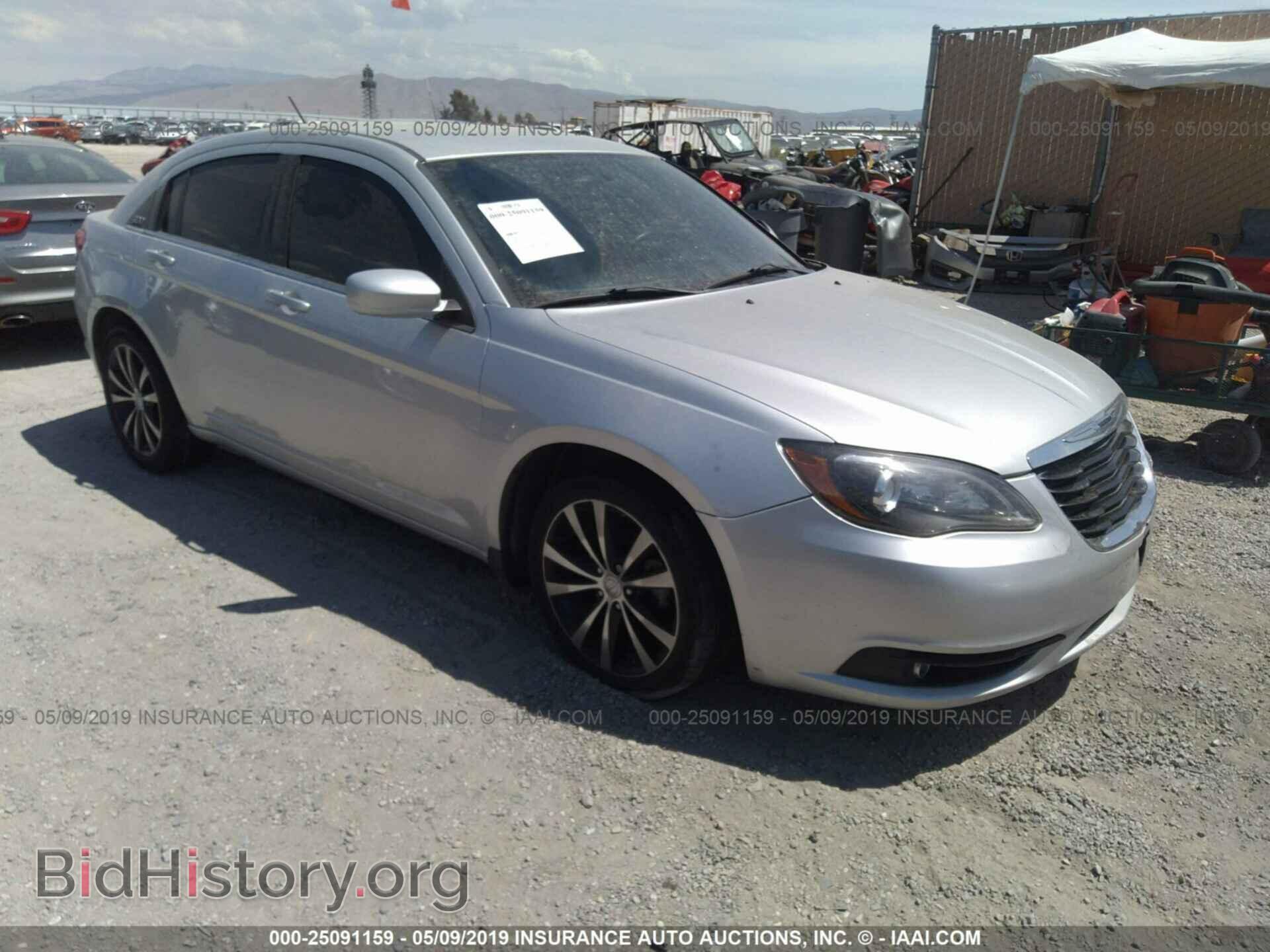 Фотография 1C3CCBBG9CN297498 - CHRYSLER 200 2012