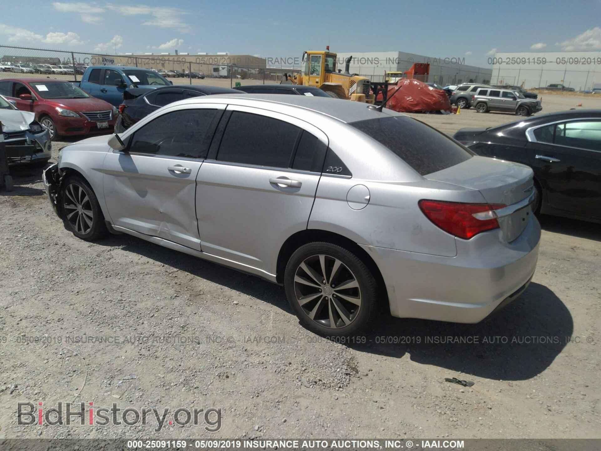 2012 CHRYSLER 200 - VIN: 1C3CCBBG9CN297498 - Photo 3