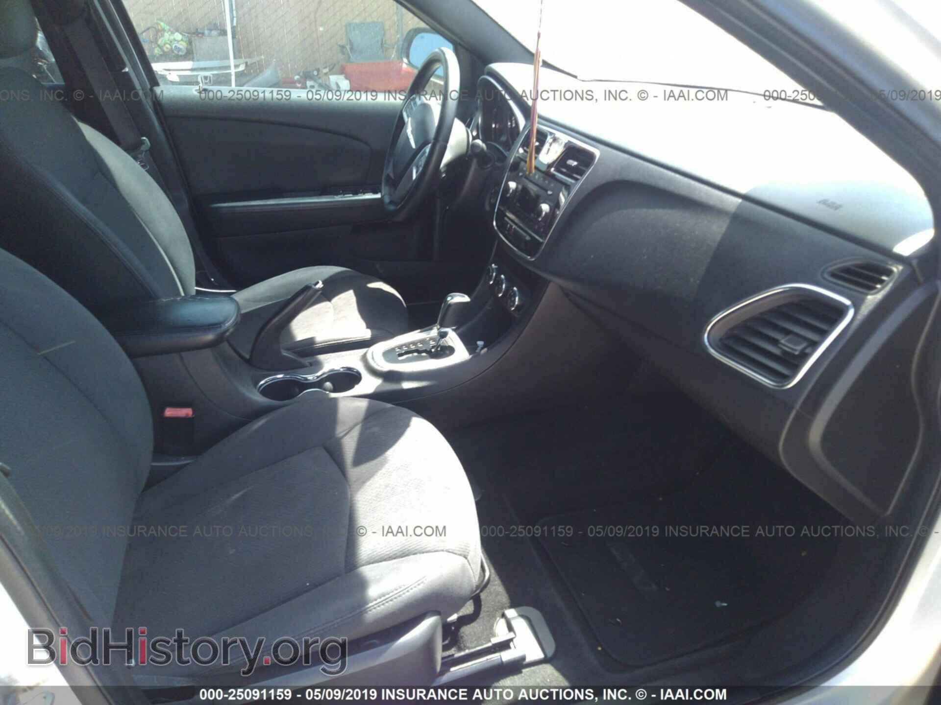 2012 CHRYSLER 200 - VIN: 1C3CCBBG9CN297498 - Photo 5
