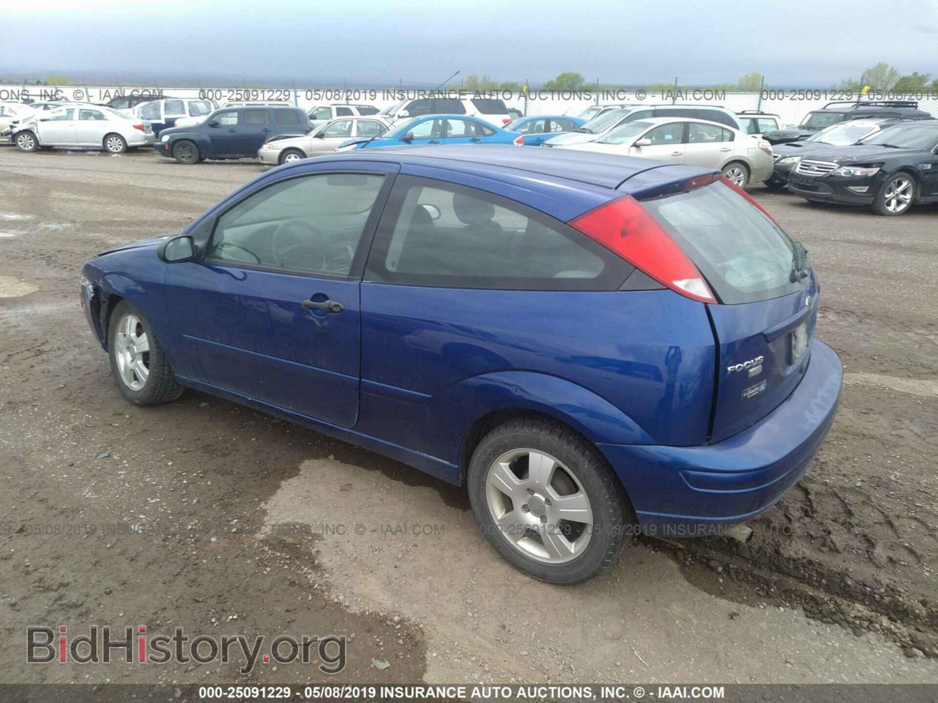 2005 FORD FOCUS - VIN: 3FAFP31N75R124961 - Фото 3