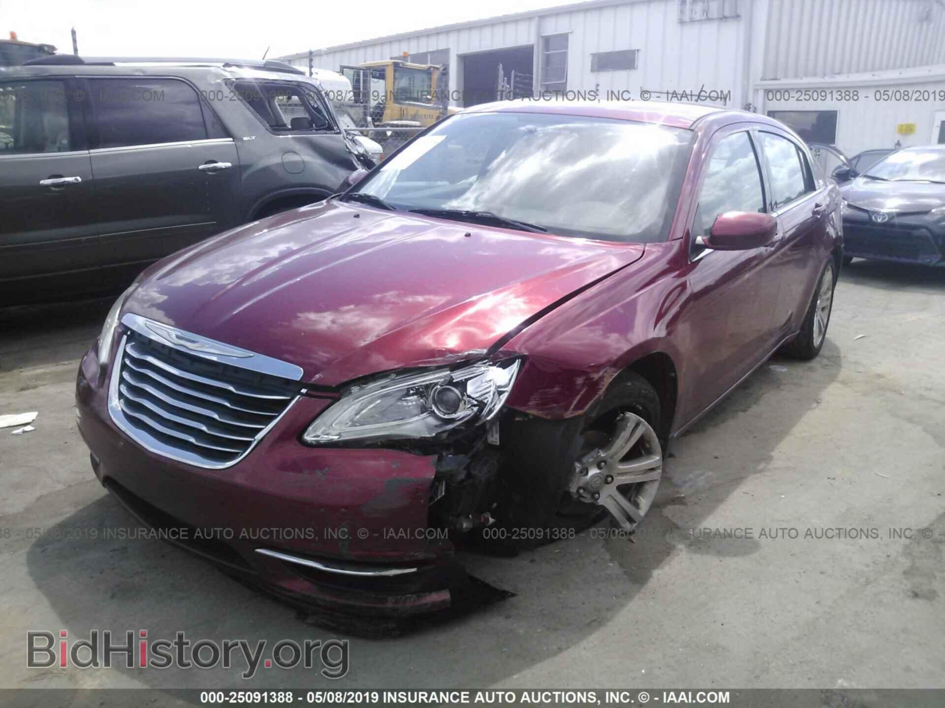 2012 CHRYSLER 200 - VIN: 1C3CCBBB5CN131290 - Фото 2