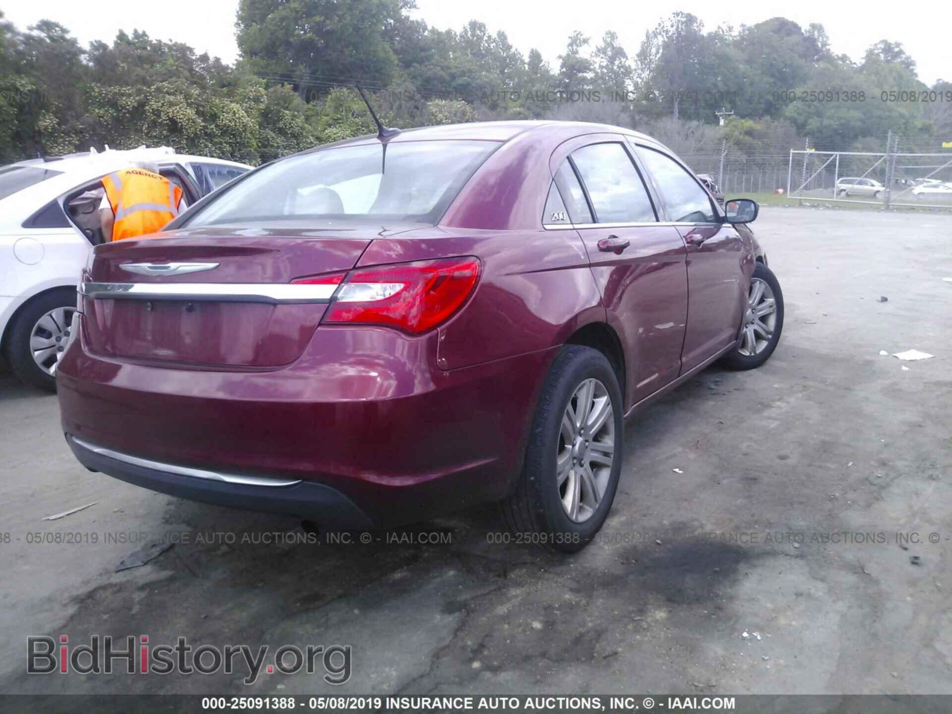 2012 CHRYSLER 200 - VIN: 1C3CCBBB5CN131290 - Фото 4