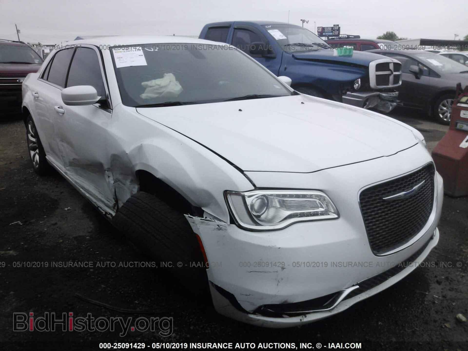 Photo 2C3CCAAG2JH283637 - CHRYSLER 300 2018