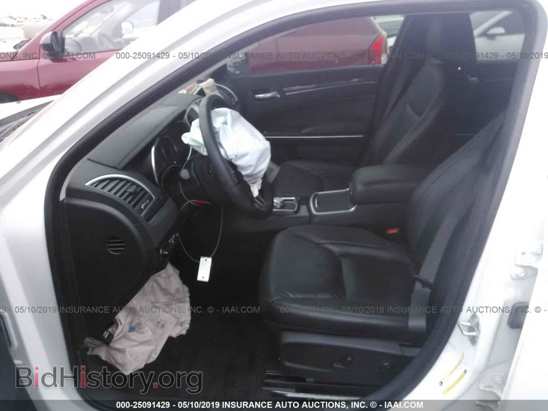 2018 CHRYSLER 300 - VIN: 2C3CCAAG2JH283637 - Фото 5