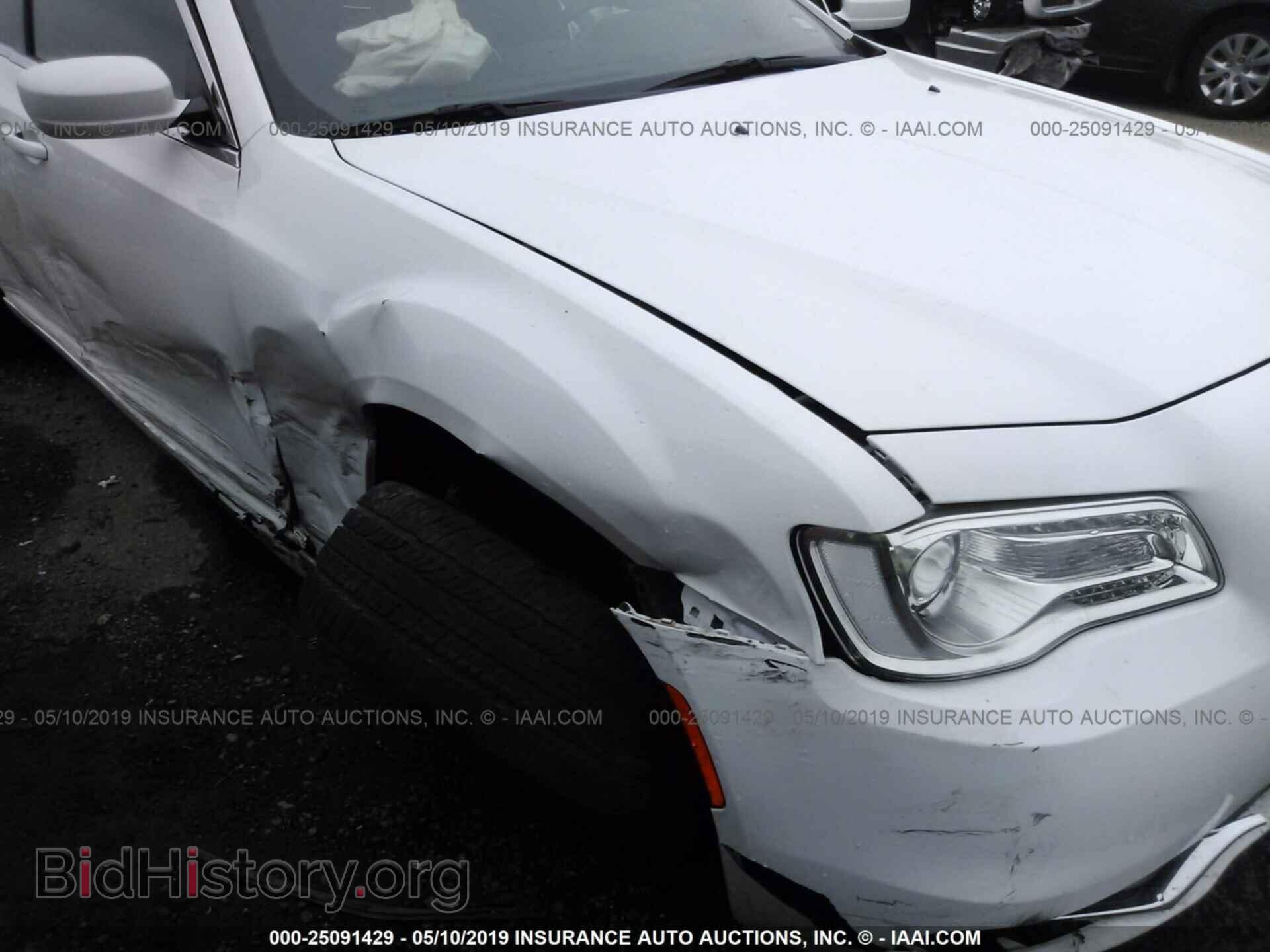 2018 CHRYSLER 300 - VIN: 2C3CCAAG2JH283637 - Фото 6