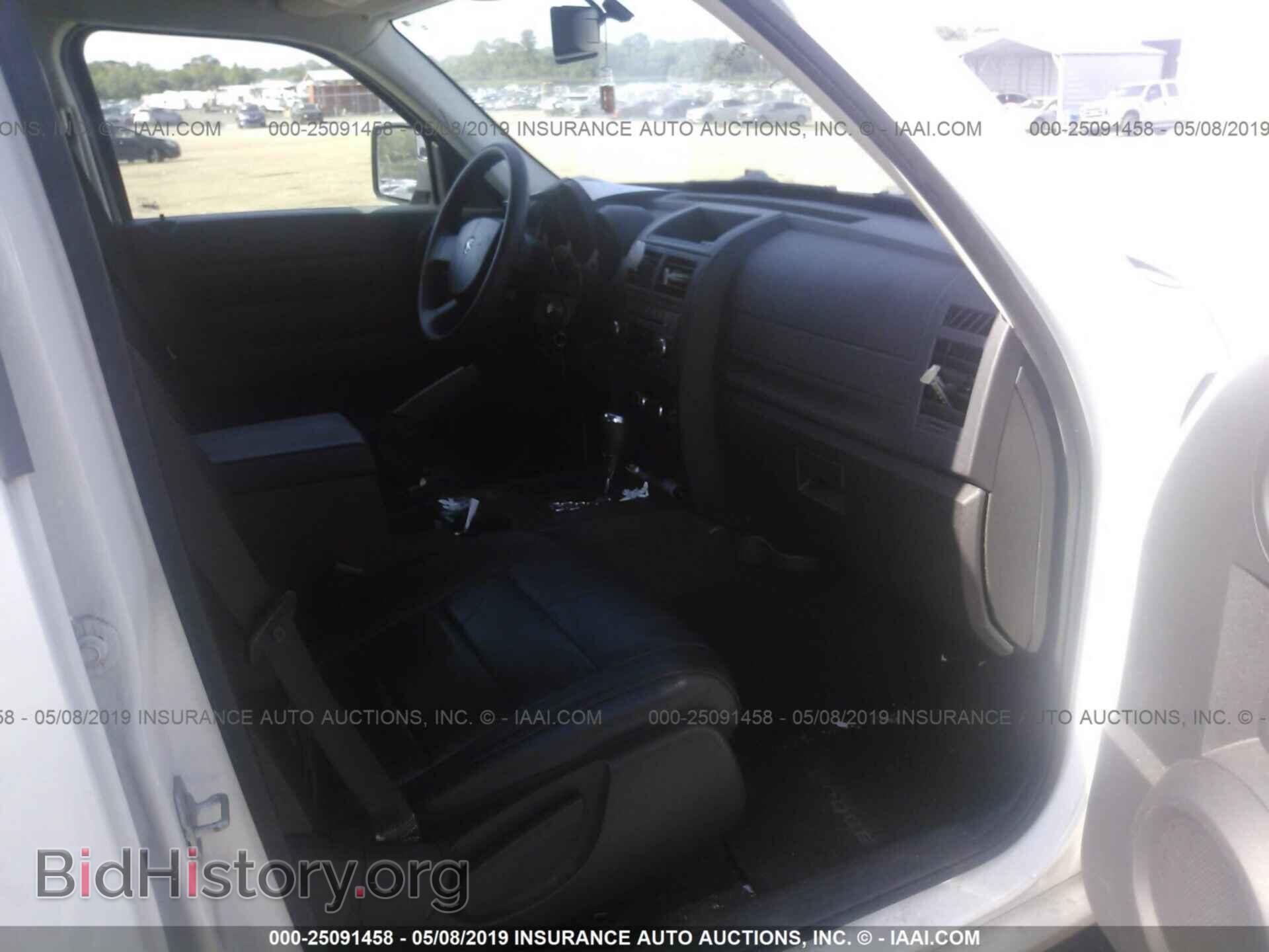 2011 DODGE NITRO - VIN: 1D4PT4GX5BW606560 - Фото 5
