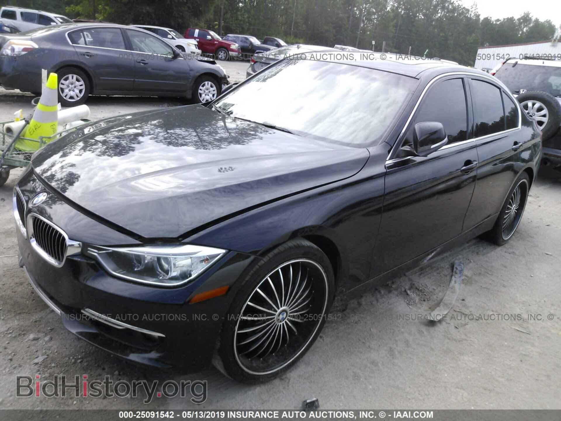 2012 BMW 328 - VIN: WBA3A5G53CNP17845 - Фото 2