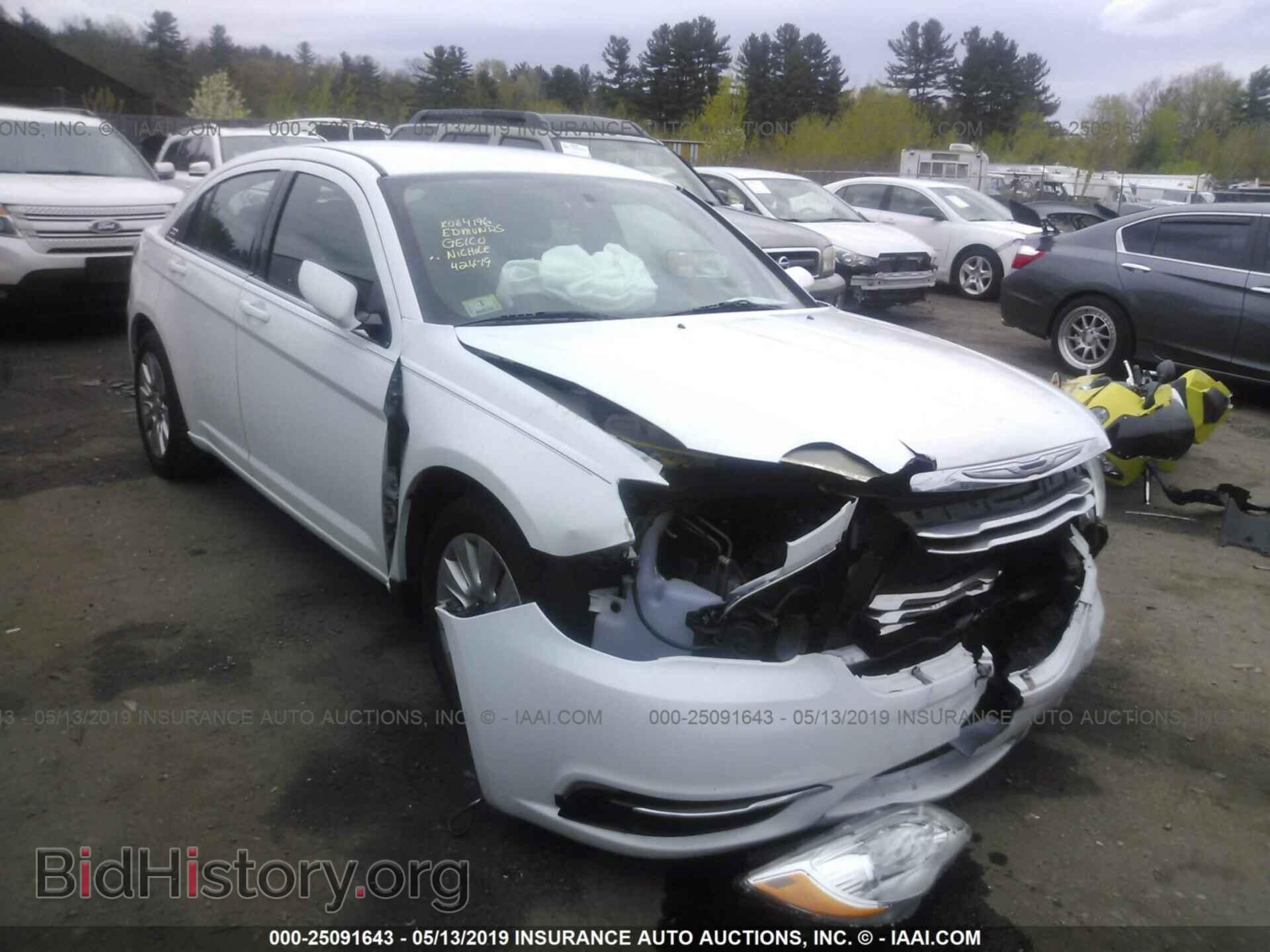Фотография 1C3CCBAB3EN210977 - CHRYSLER 200 2014