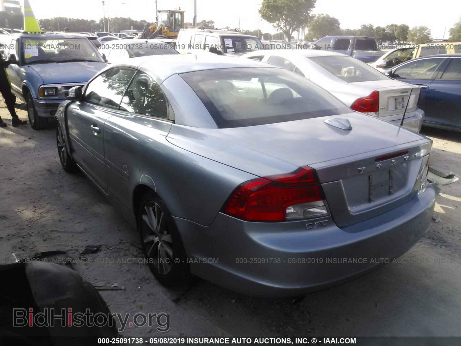 2011 VOLVO C70 - VIN: YV1672MC7BJ113411 - Фото 3