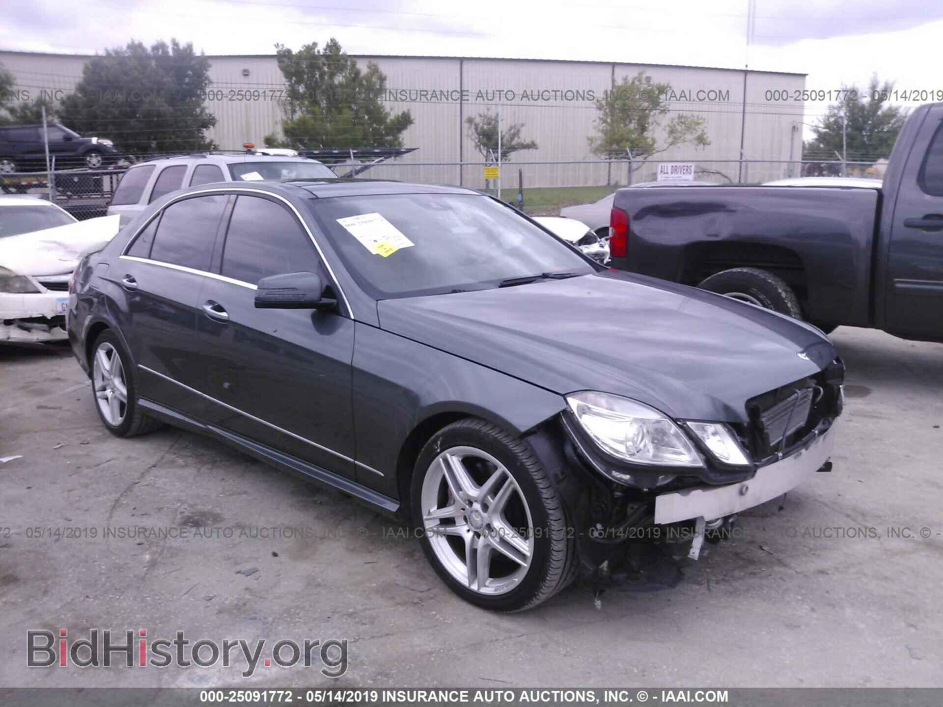 Photo WDDHF7CB2BA438691 - MERCEDES-BENZ E 2011