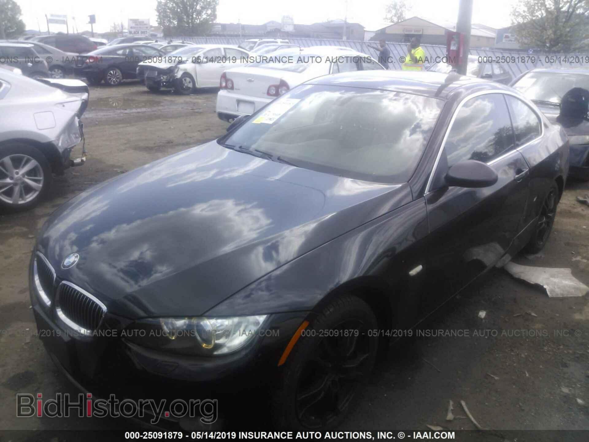 2009 BMW 335 - VIN: WBAWC73549E269701 - Фото 2