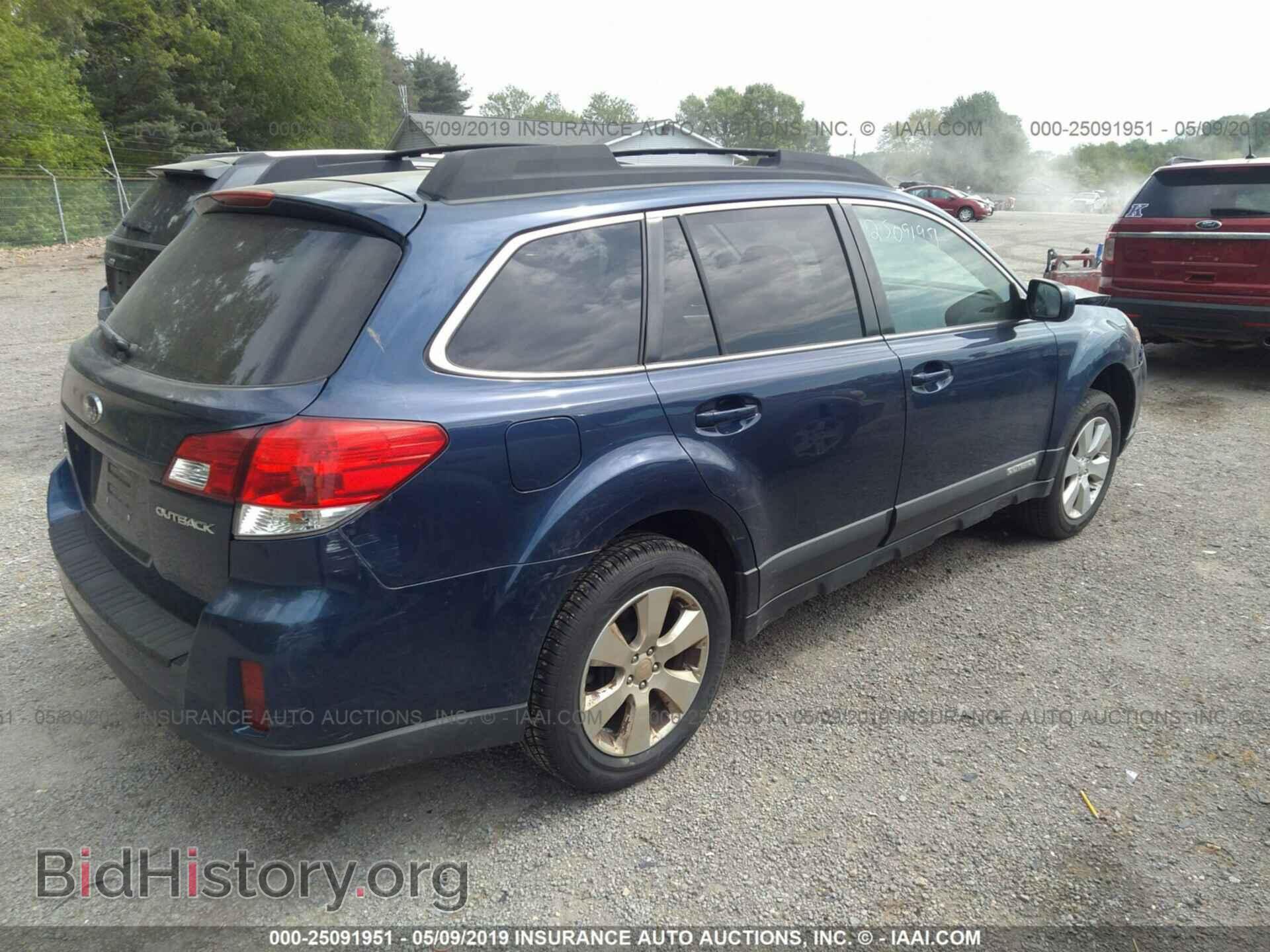 2010 SUBARU OUTBACK - VIN: 4S4BRCCC8A3331068 - Photo 4