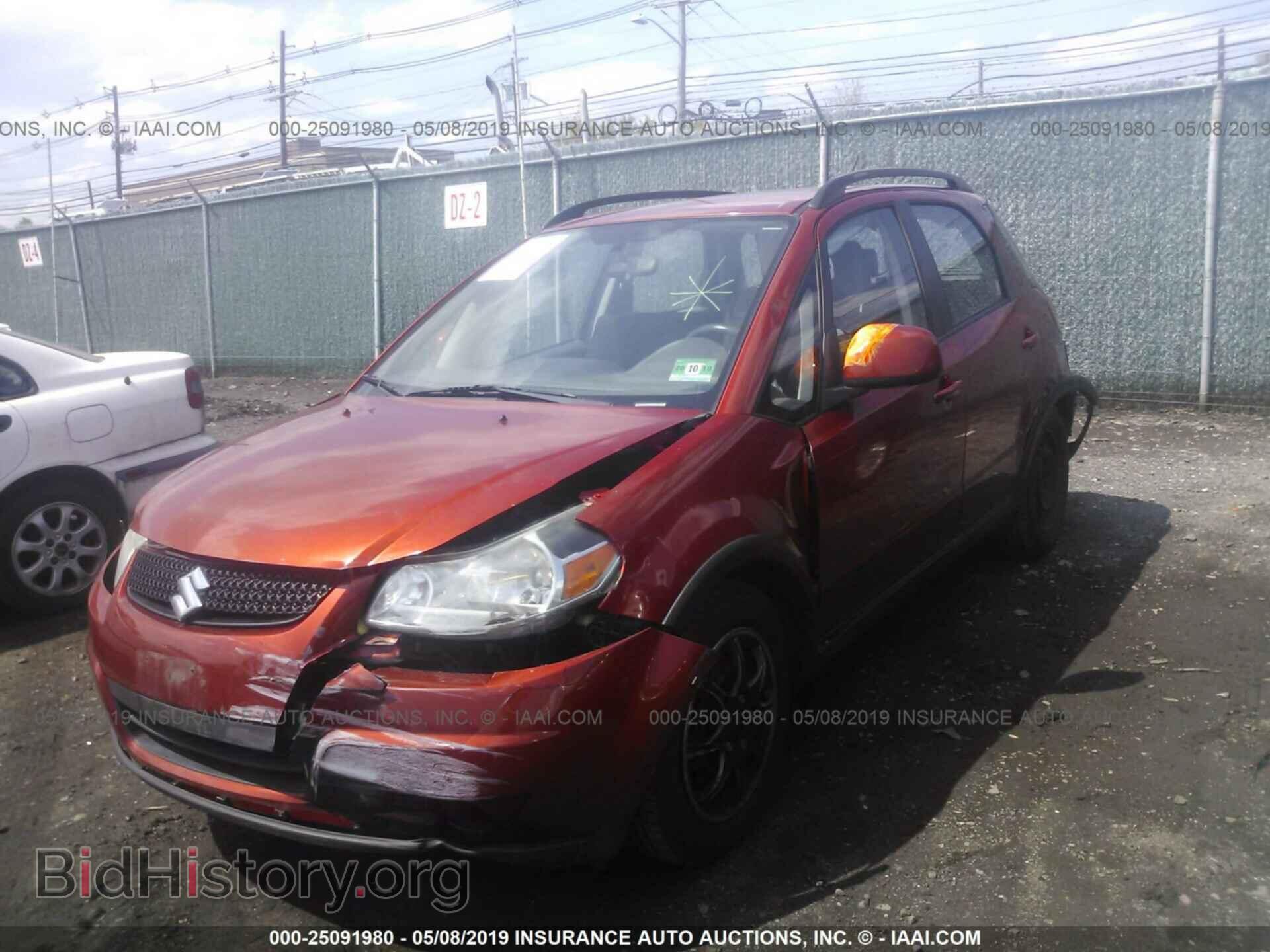 2011 SUZUKI SX4 - VIN: JS2YB5A38B6300331 - Фото 2