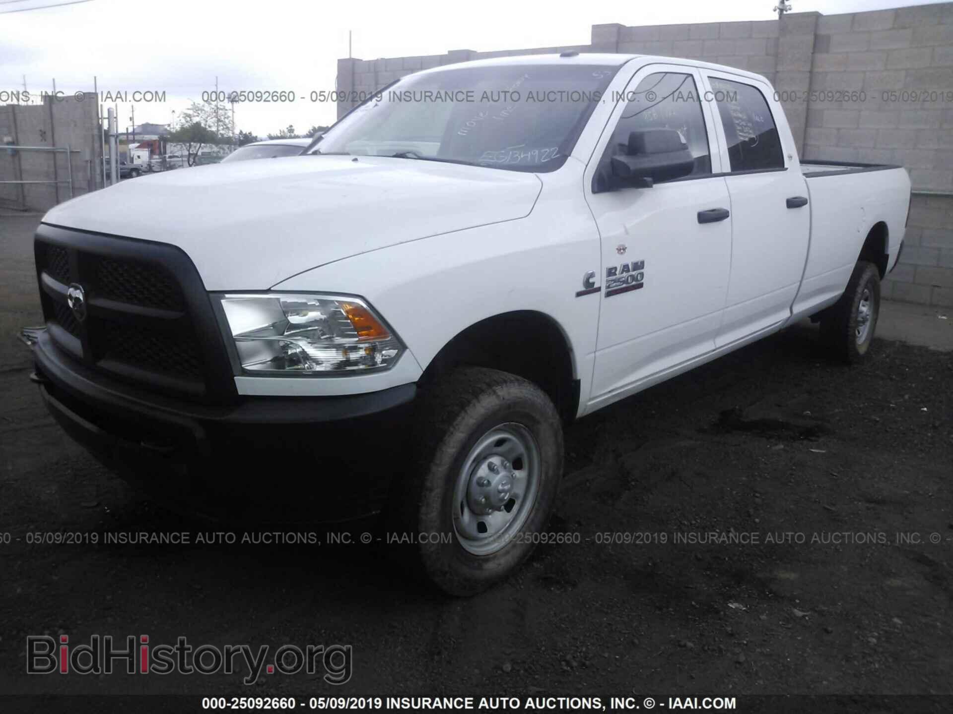 2014 RAM 2500 - VIN: 3C6UR5HL5EG134922 - Photo 2
