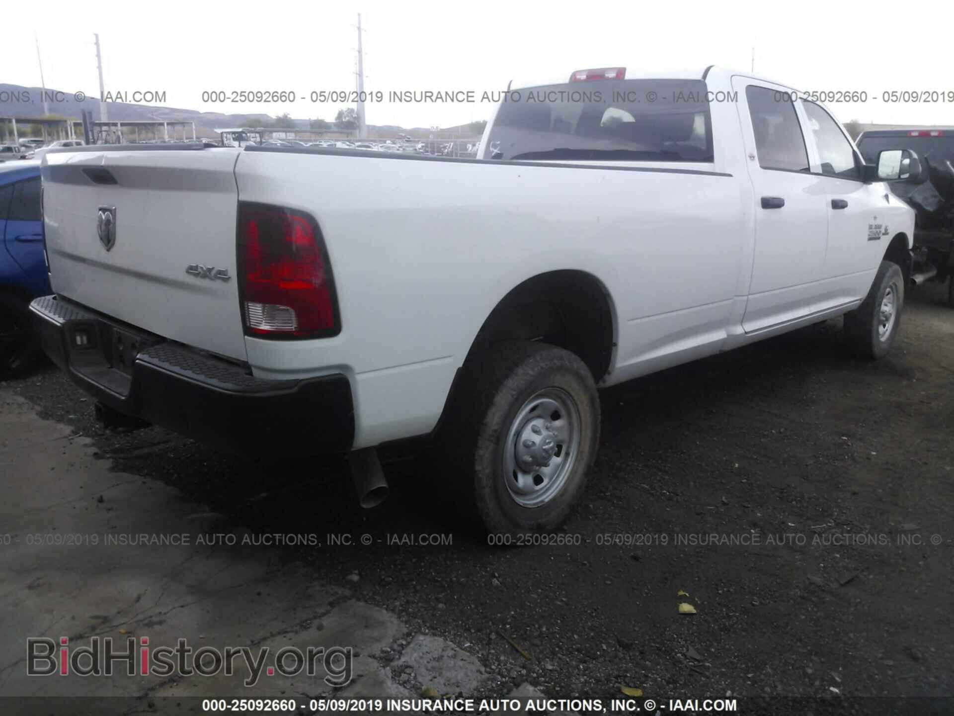 2014 RAM 2500 - VIN: 3C6UR5HL5EG134922 - Photo 4