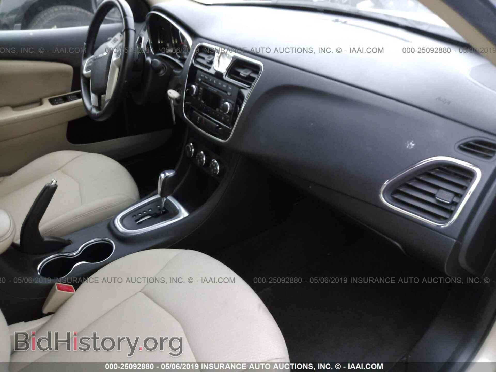 2013 CHRYSLER 200 - VIN: 1C3CCBBB4DN649831 - Photo 5