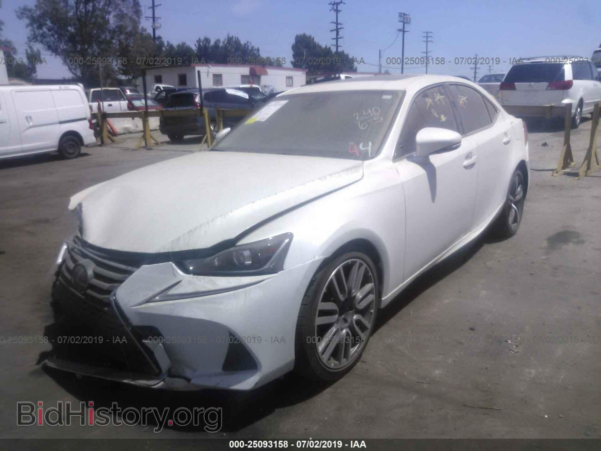 2017 LEXUS IS - VIN: JTHBA1D26H5044850 - Фото 2