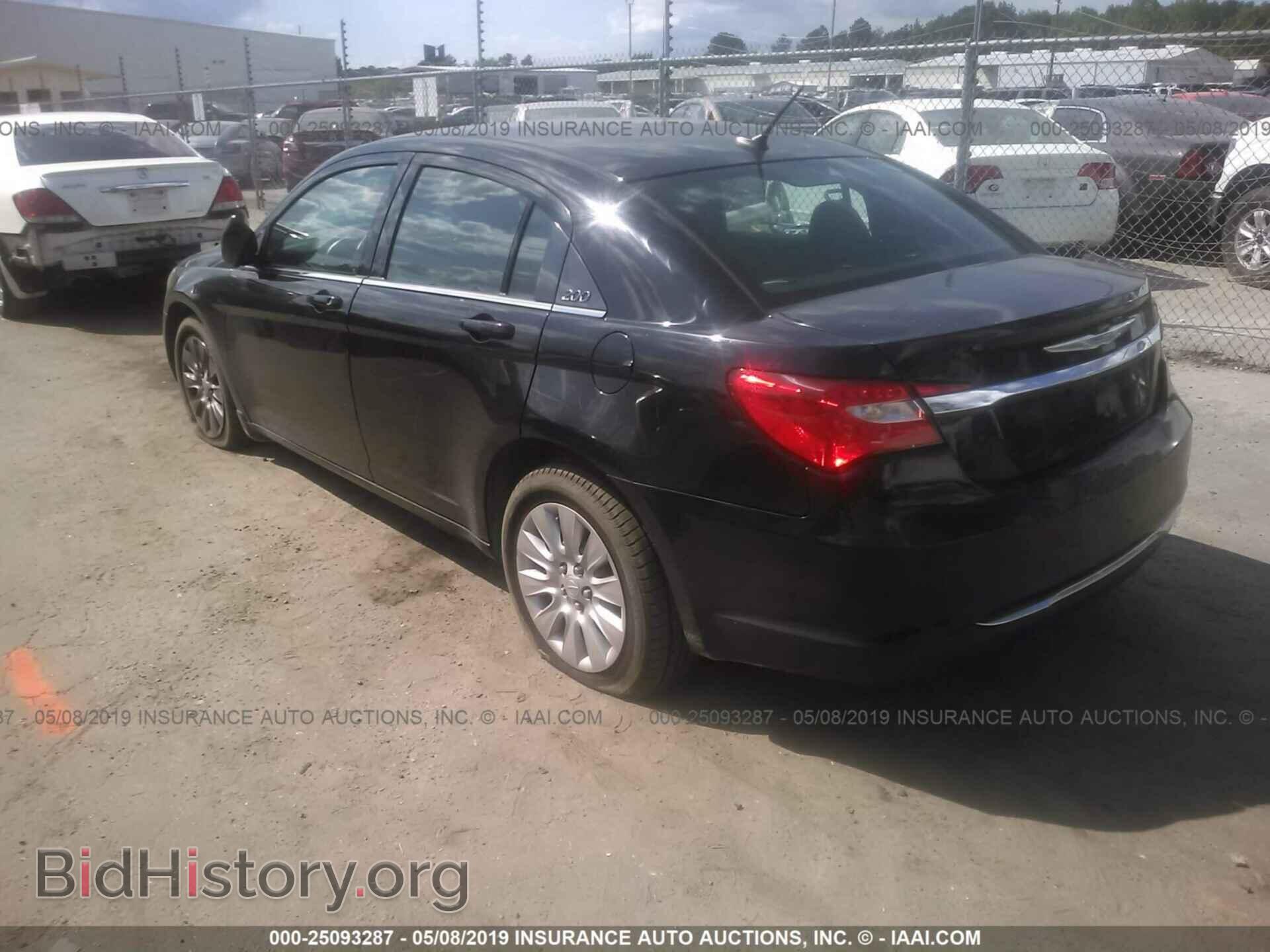 2012 CHRYSLER 200 - VIN: 1C3CCBAB5CN319258 - Фото 3