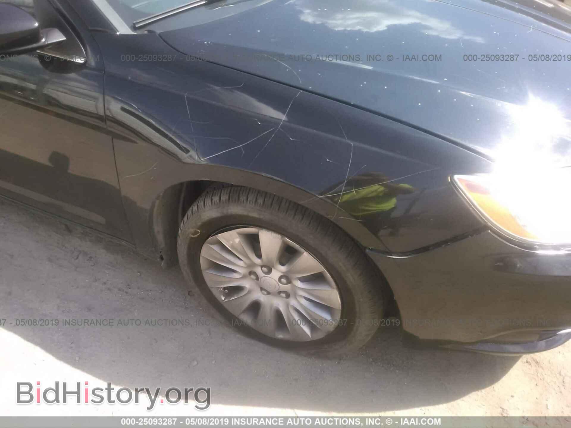 2012 CHRYSLER 200 - VIN: 1C3CCBAB5CN319258 - Фото 6