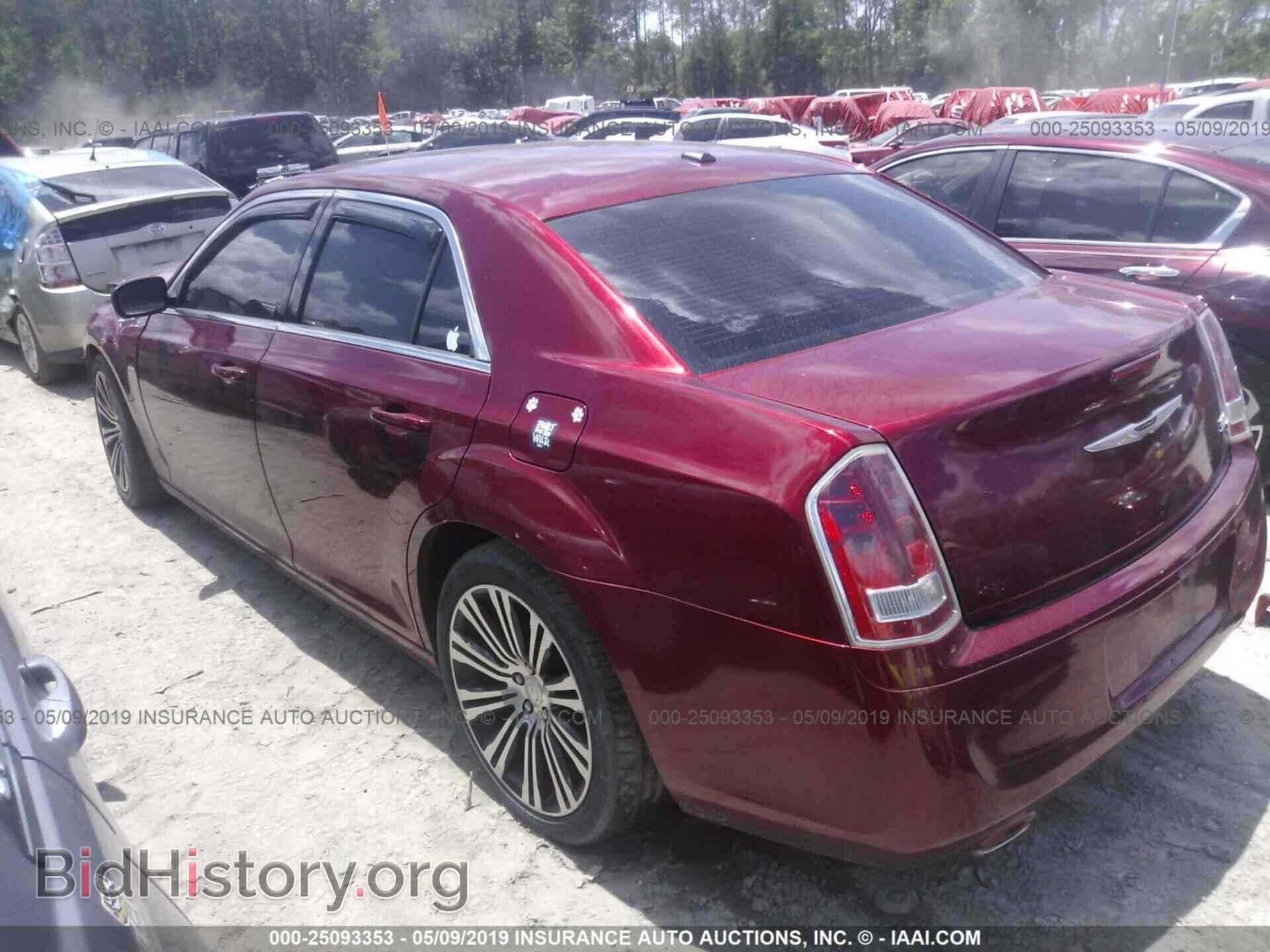 2013 CHRYSLER 300 - VIN: 2C3CCABG1DH644083 - Фото 3
