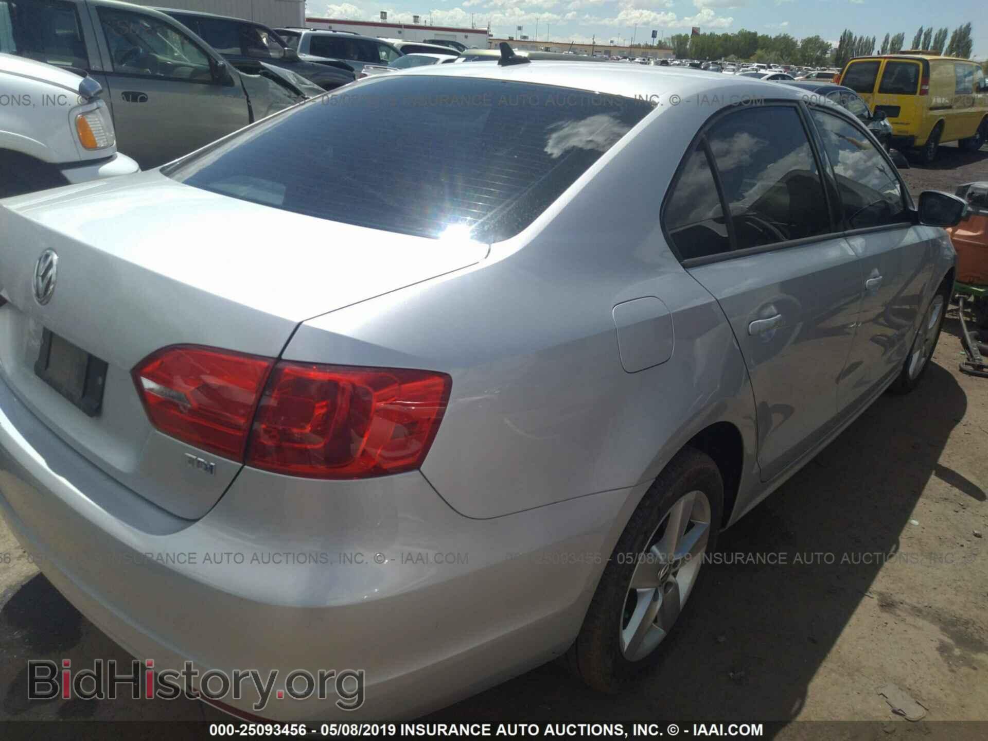 2012 VOLKSWAGEN JETTA - VIN: 3VWLL7AJ3CM325860 - Фото 4