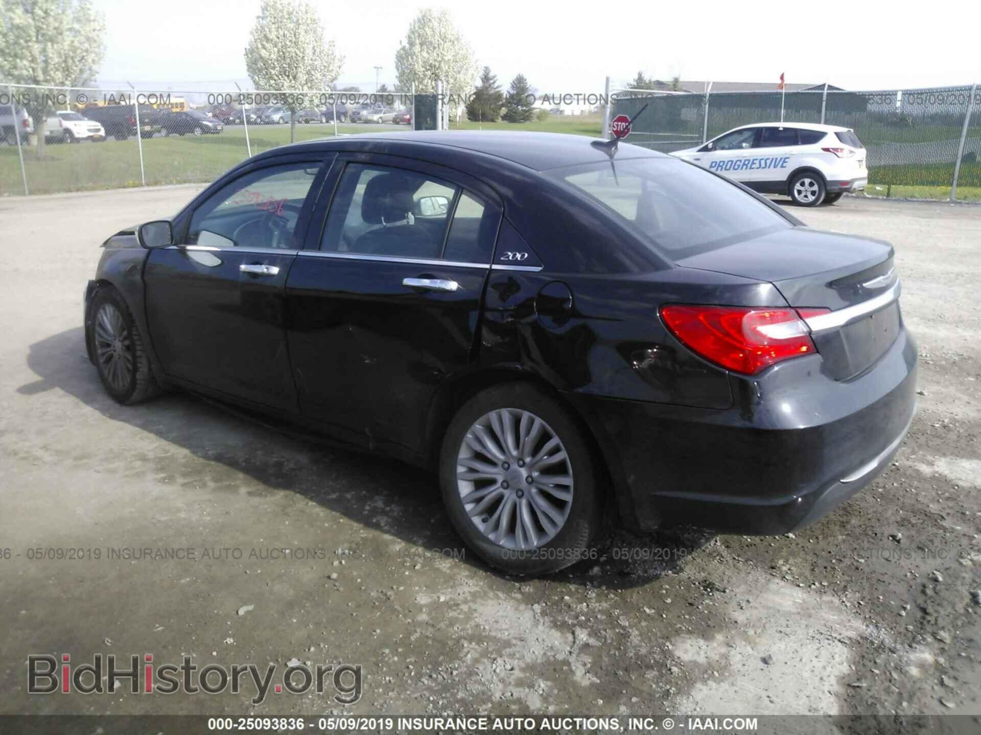2011 CHRYSLER 200 - VIN: 1C3BC2FG5BN619350 - Фото 3