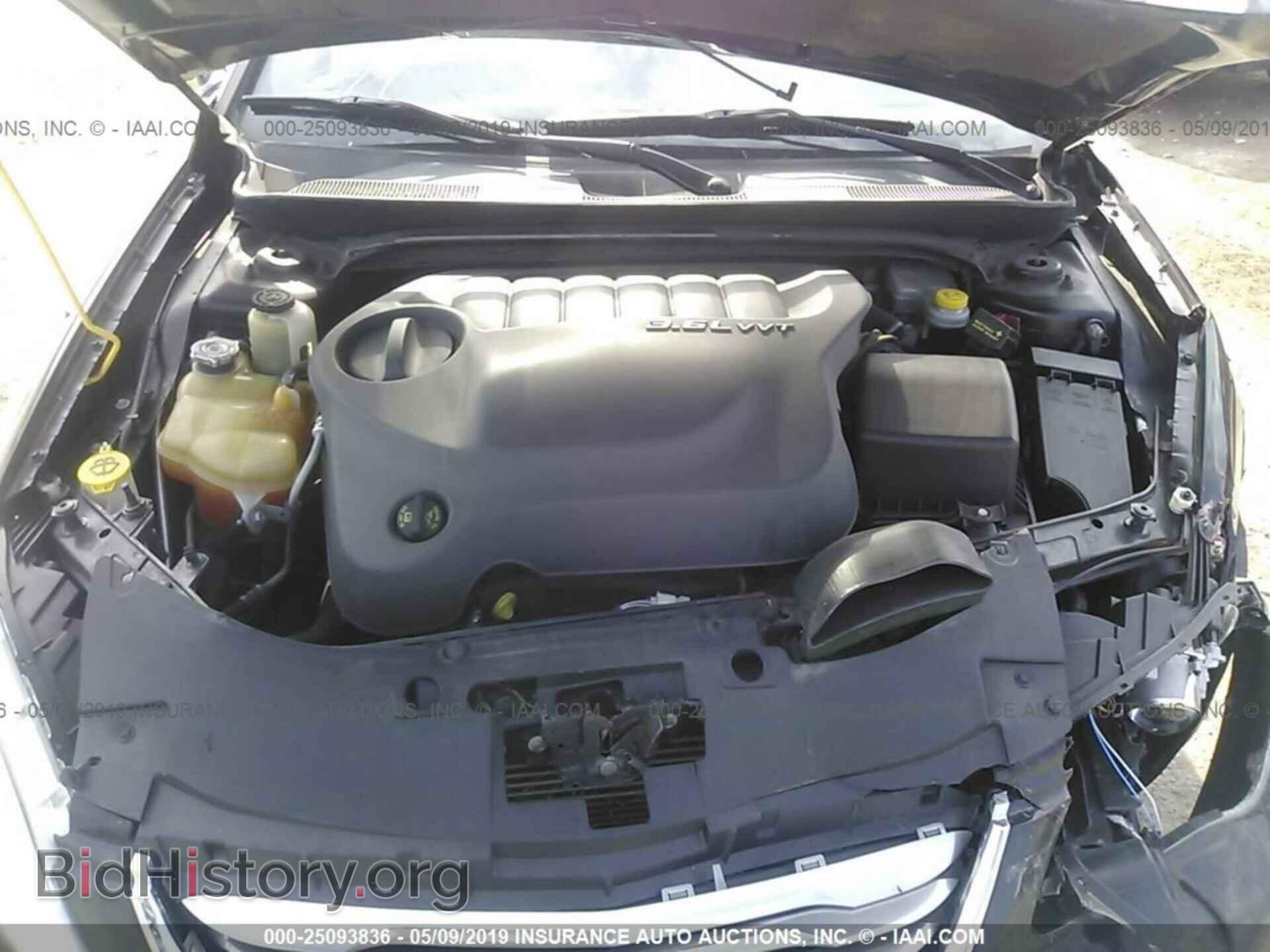 2011 CHRYSLER 200 - VIN: 1C3BC2FG5BN619350 - Фото 10