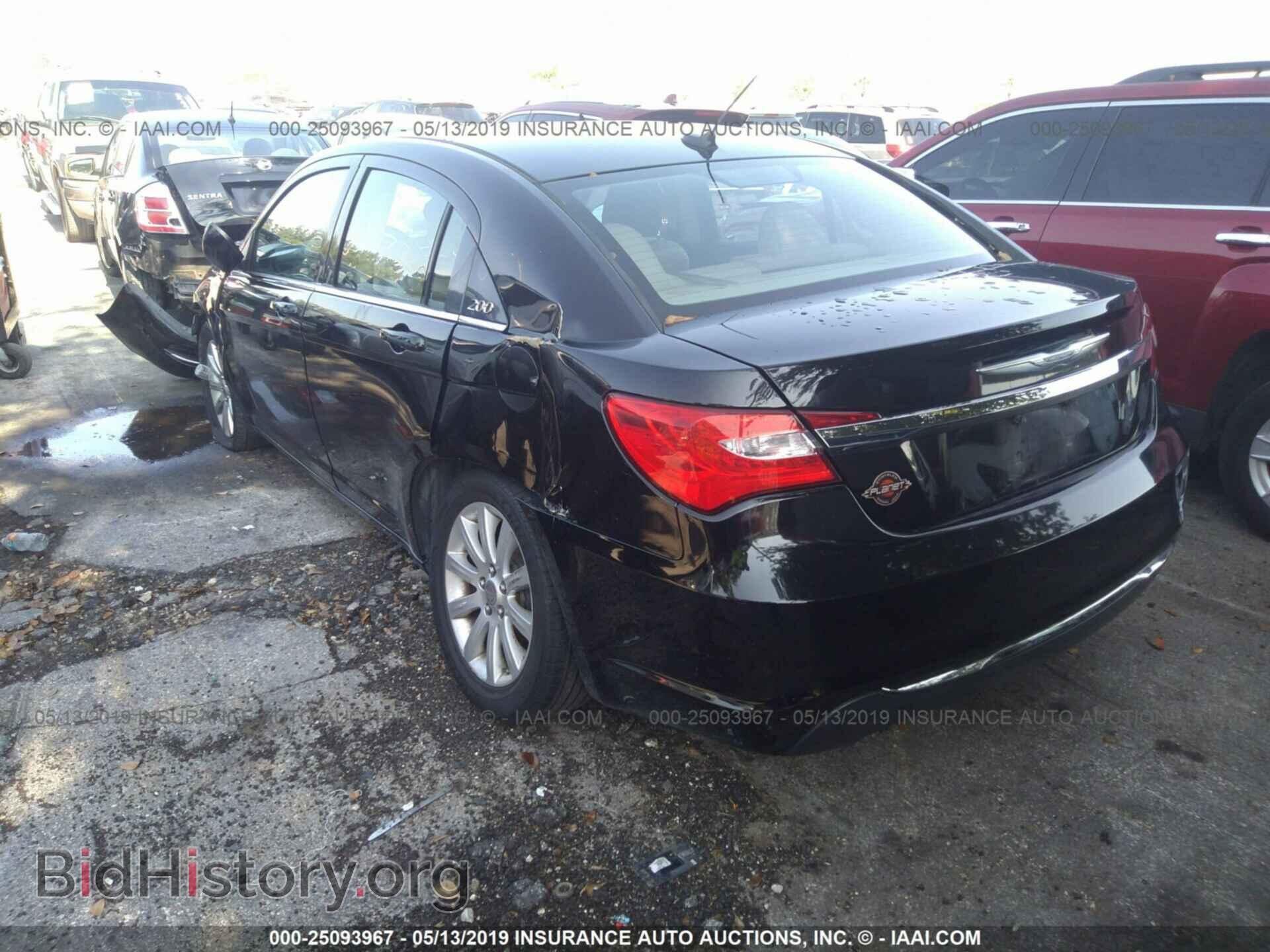 2012 CHRYSLER 200 - VIN: 1C3CCBBB1CN109058 - Фото 3