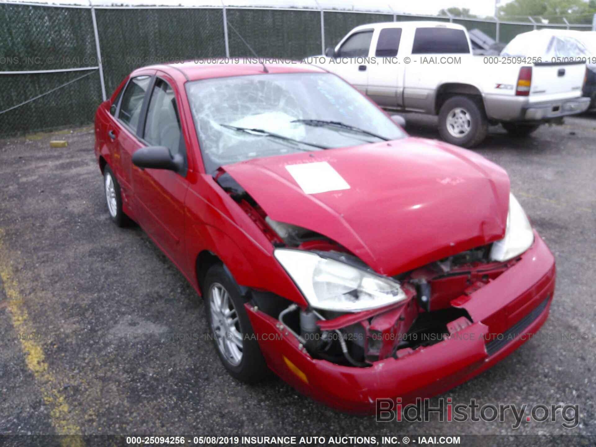 Photo 1FAFP383XYW132073 - FORD FOCUS 2000